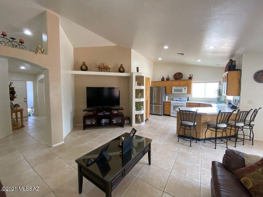 Rio Rico Villas 16 - Residential