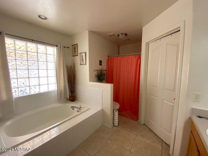 Rio Rico Villas 16 - Residential