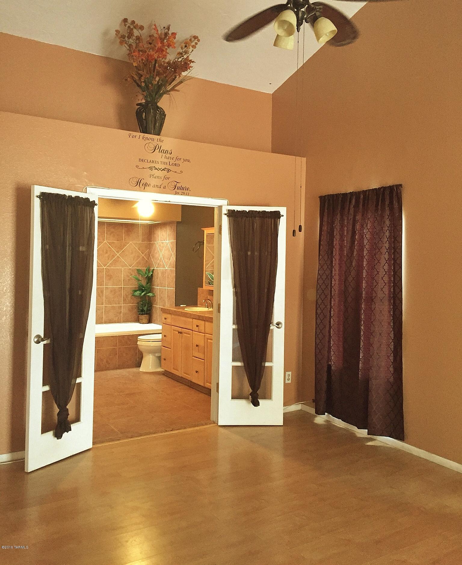 Saguaro Canyon (1-100) - Residential