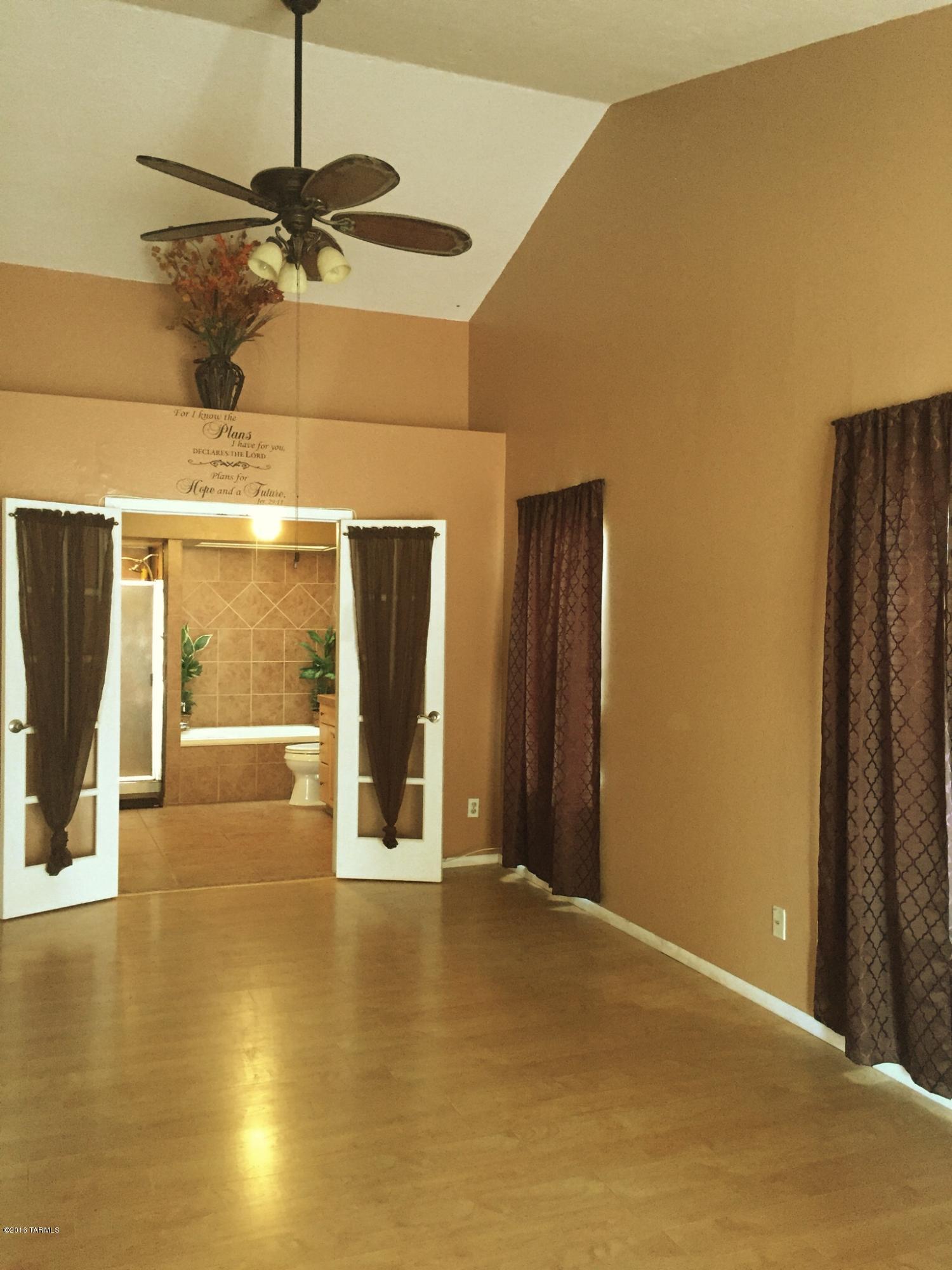 Saguaro Canyon (1-100) - Residential