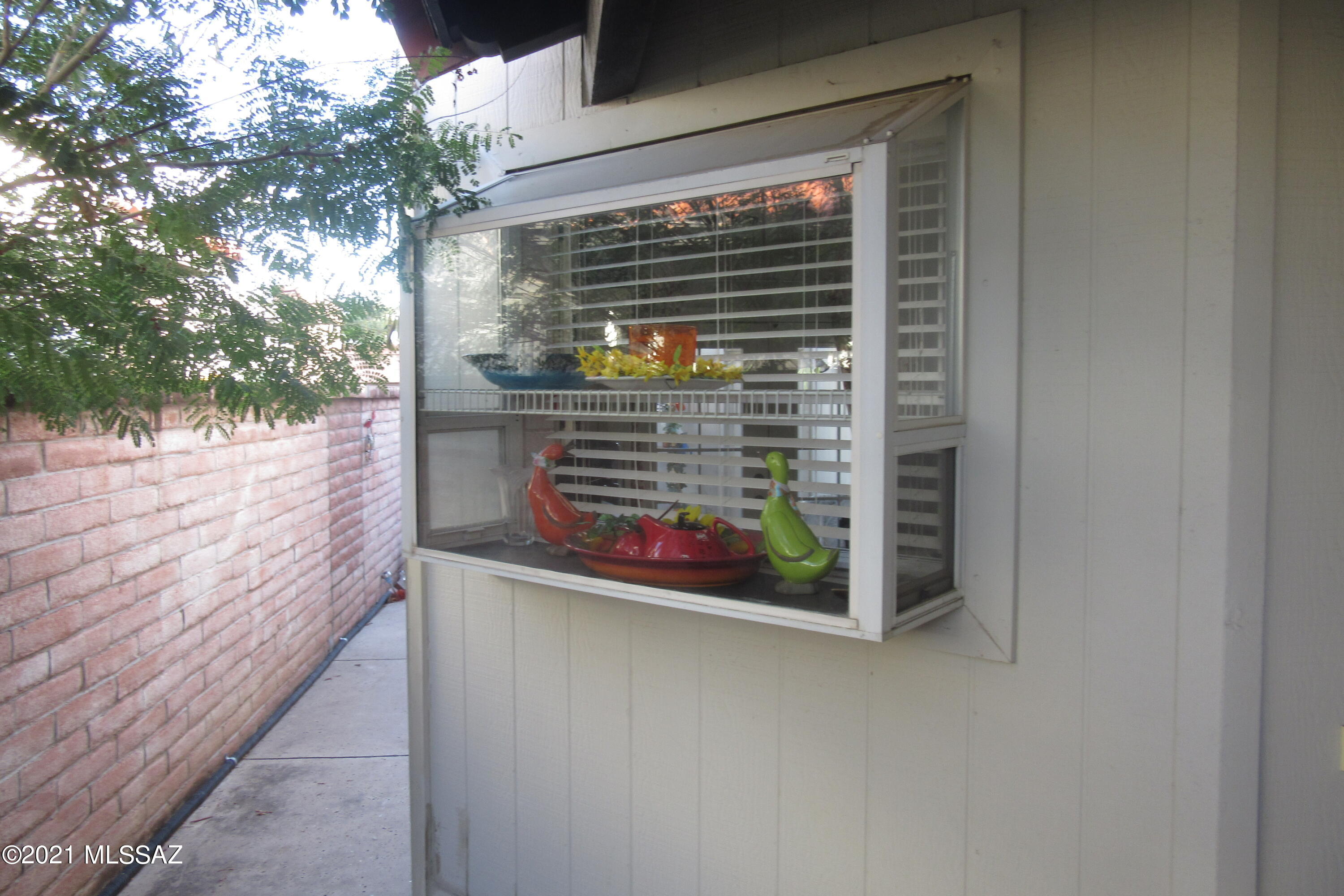 Tanque Verde Estates (1-71) - Residential