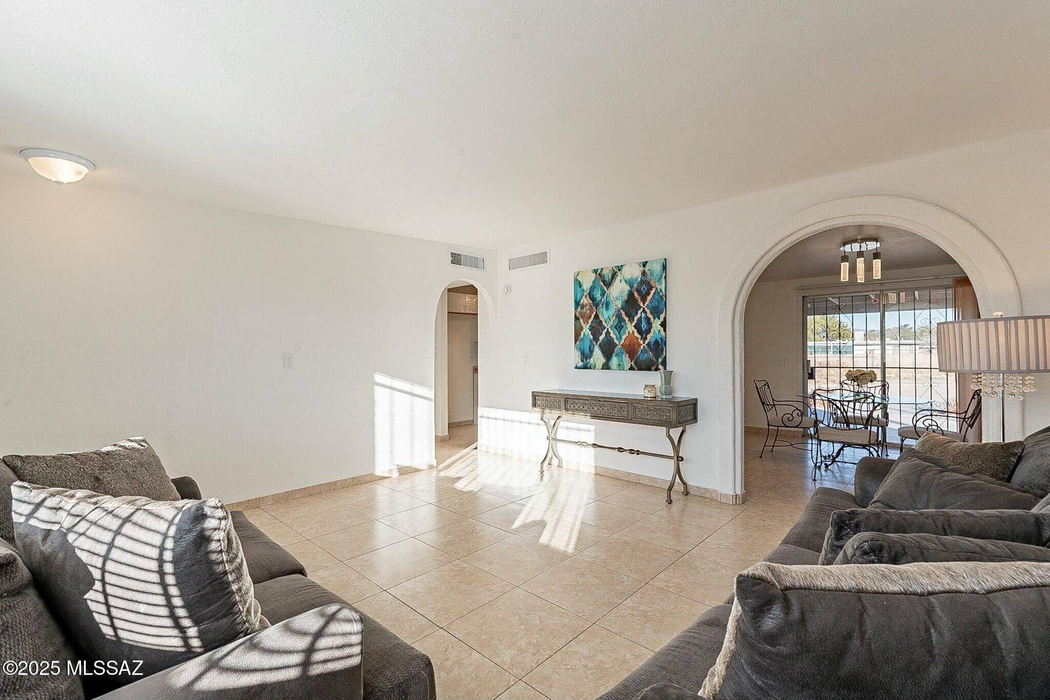 Bravo 1 (1-127) - Residential