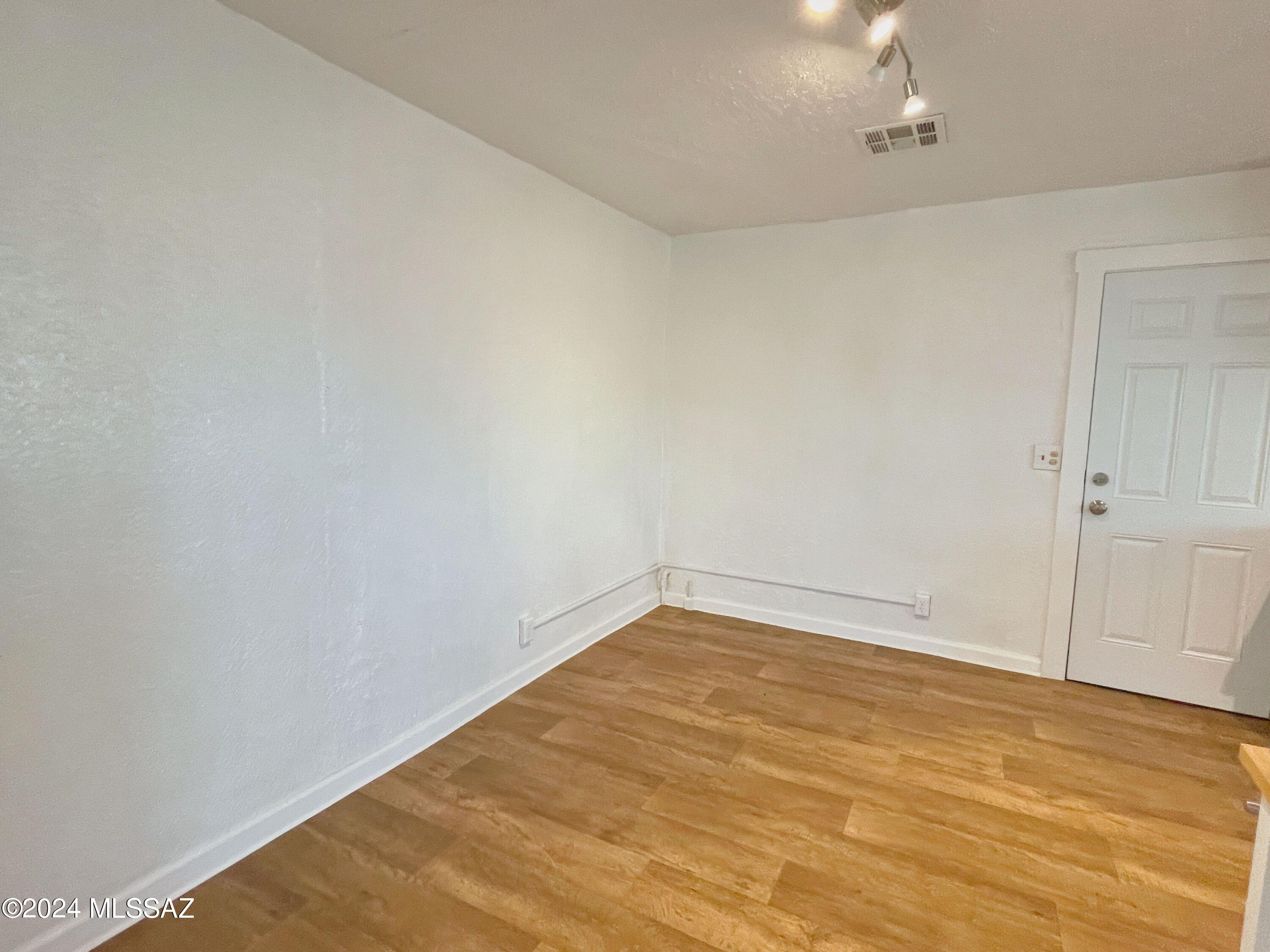 Home No 2 - Residential Lease