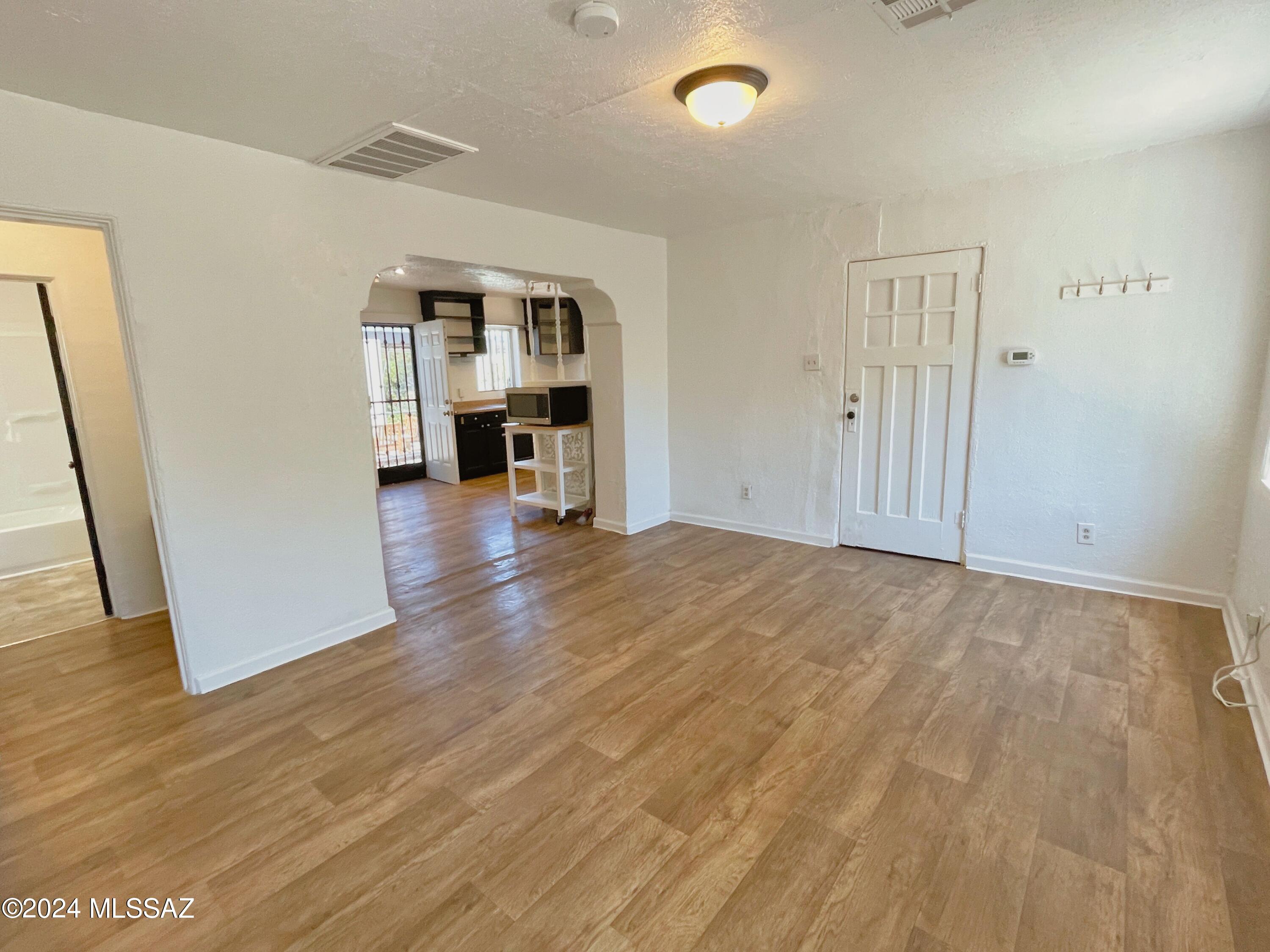 Home No 2 - Residential Lease
