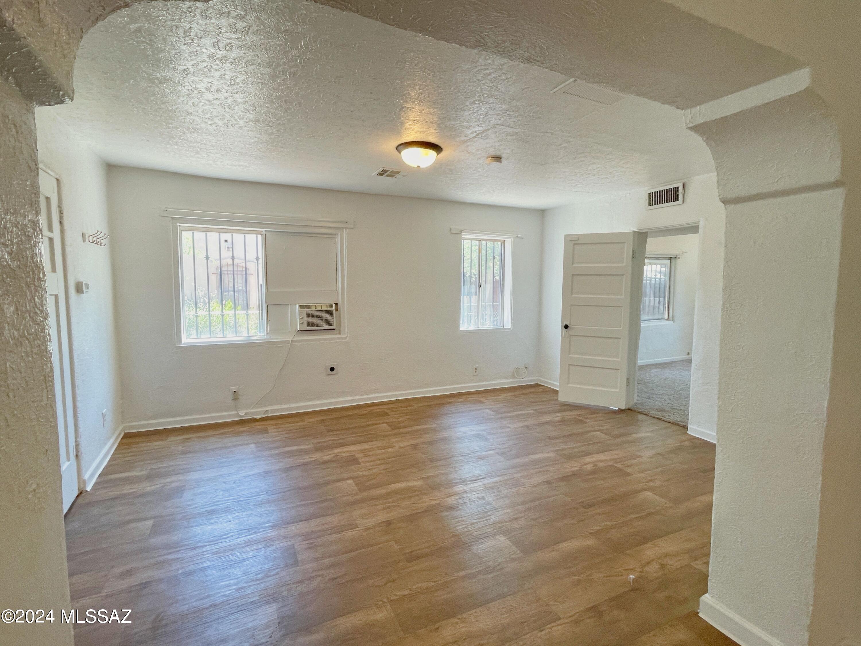 Home No 2 - Residential Lease