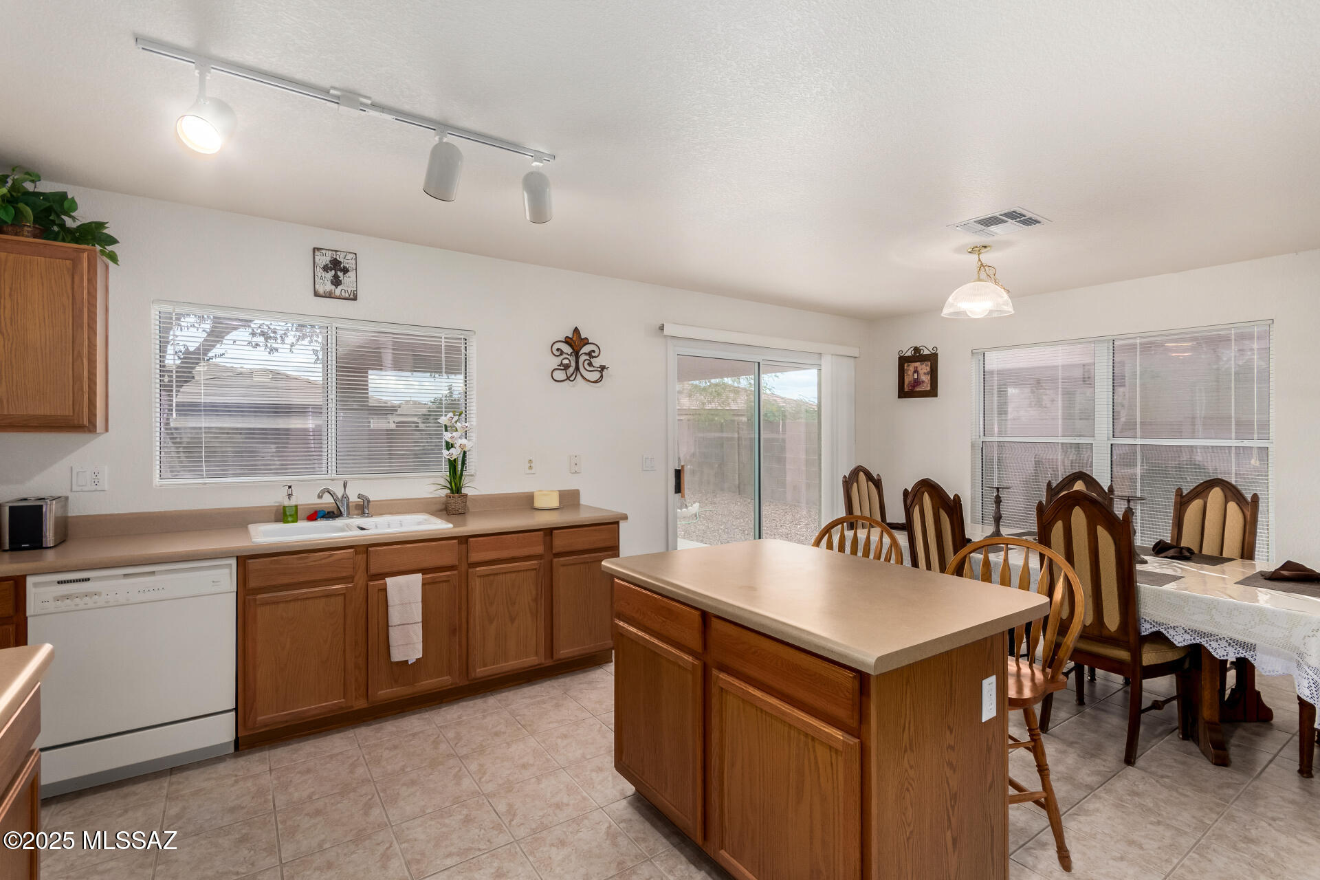 Stoneridge (1-71) - Residential