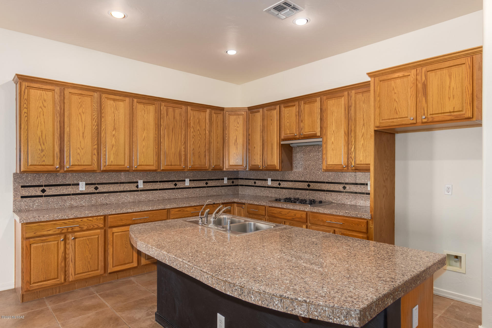 Mira Vista (1-60) - Residential