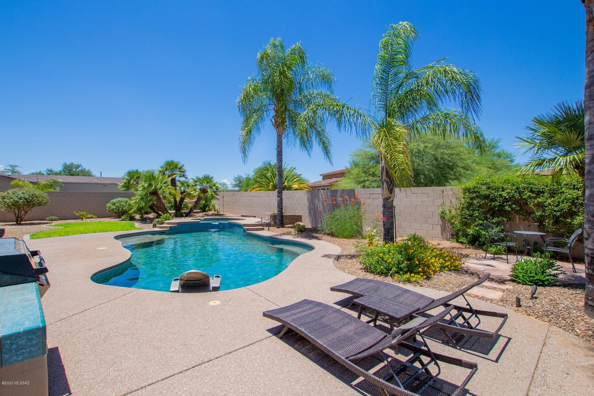 Mira Vista (1-60) - Residential