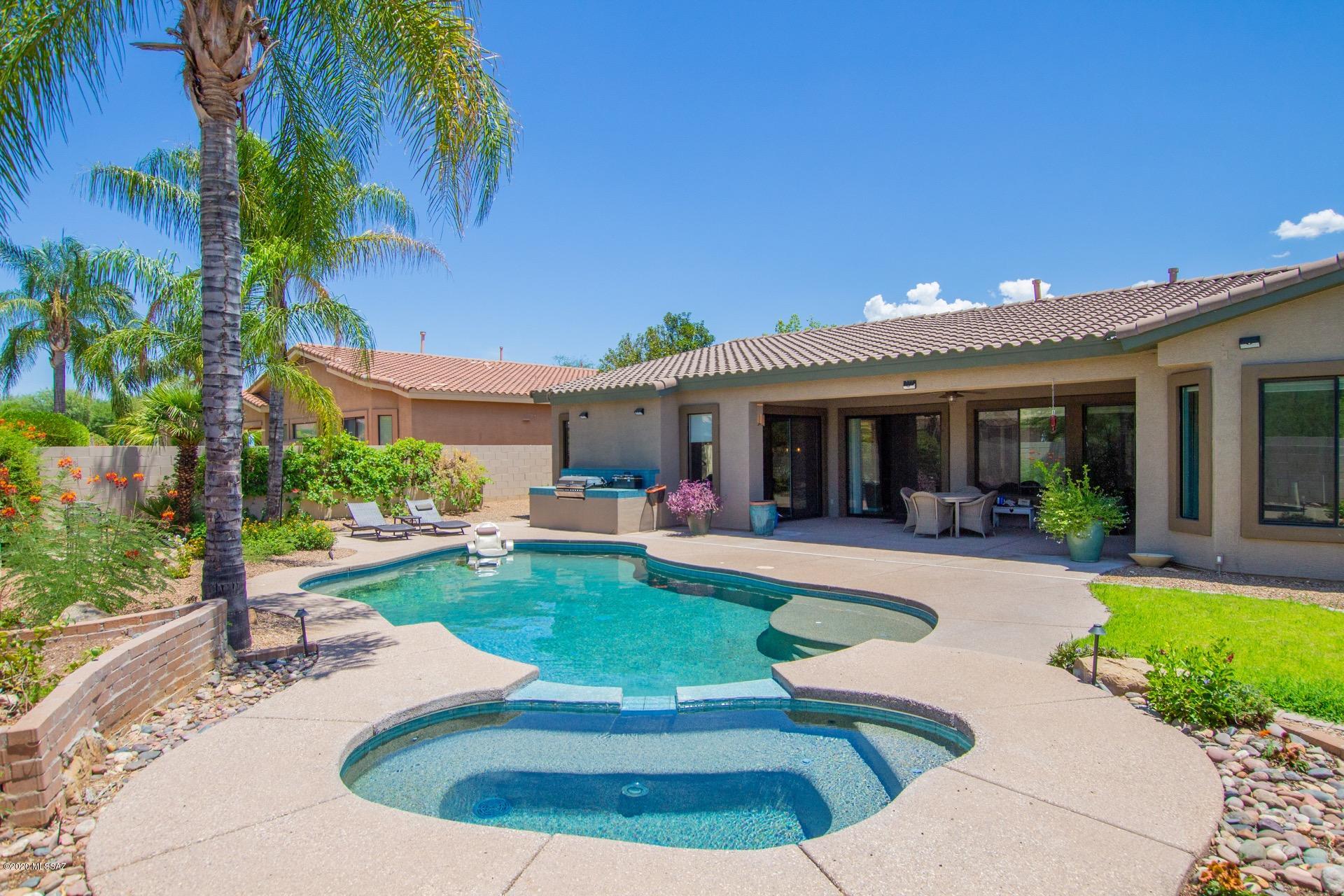 Mira Vista (1-60) - Residential