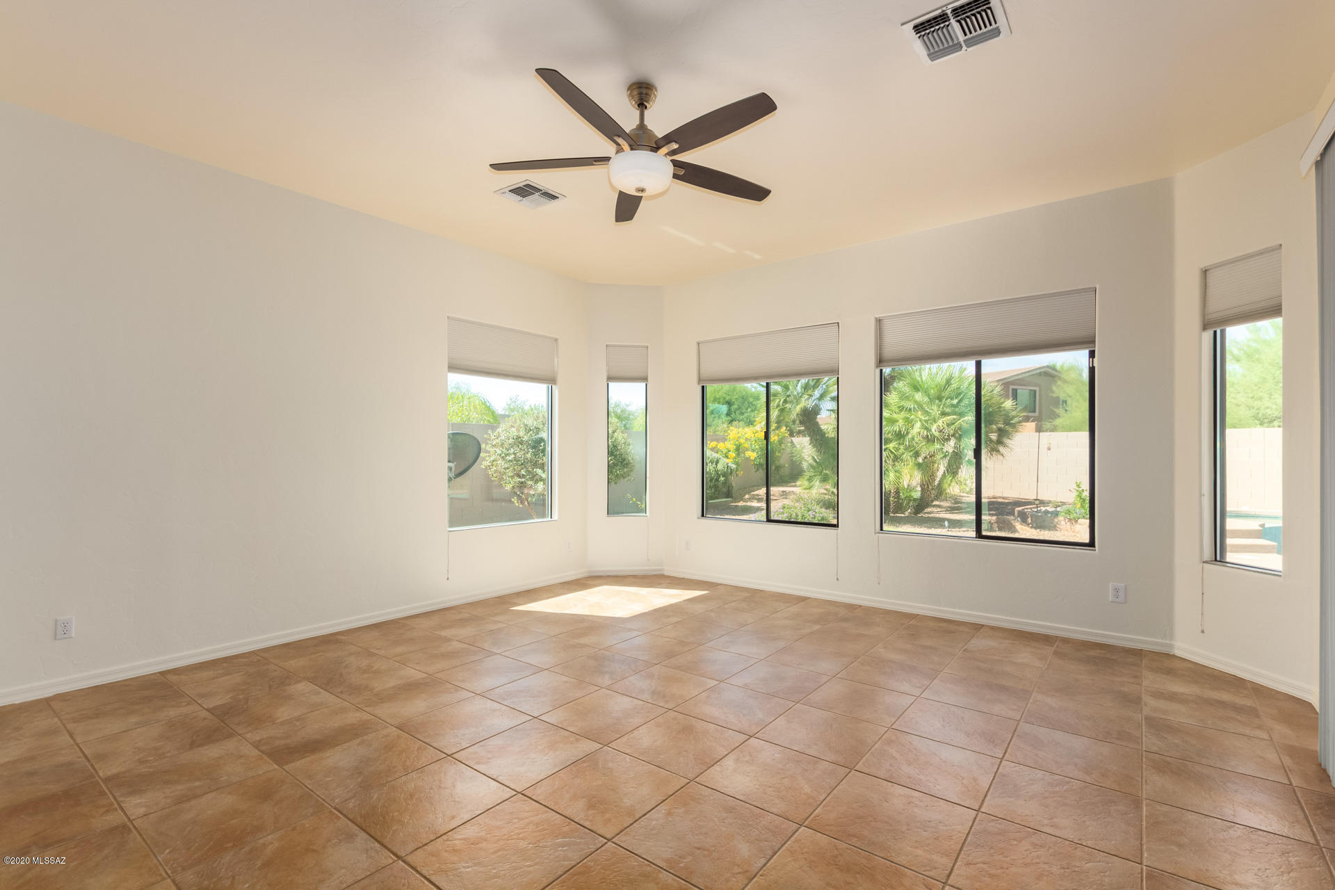 Mira Vista (1-60) - Residential