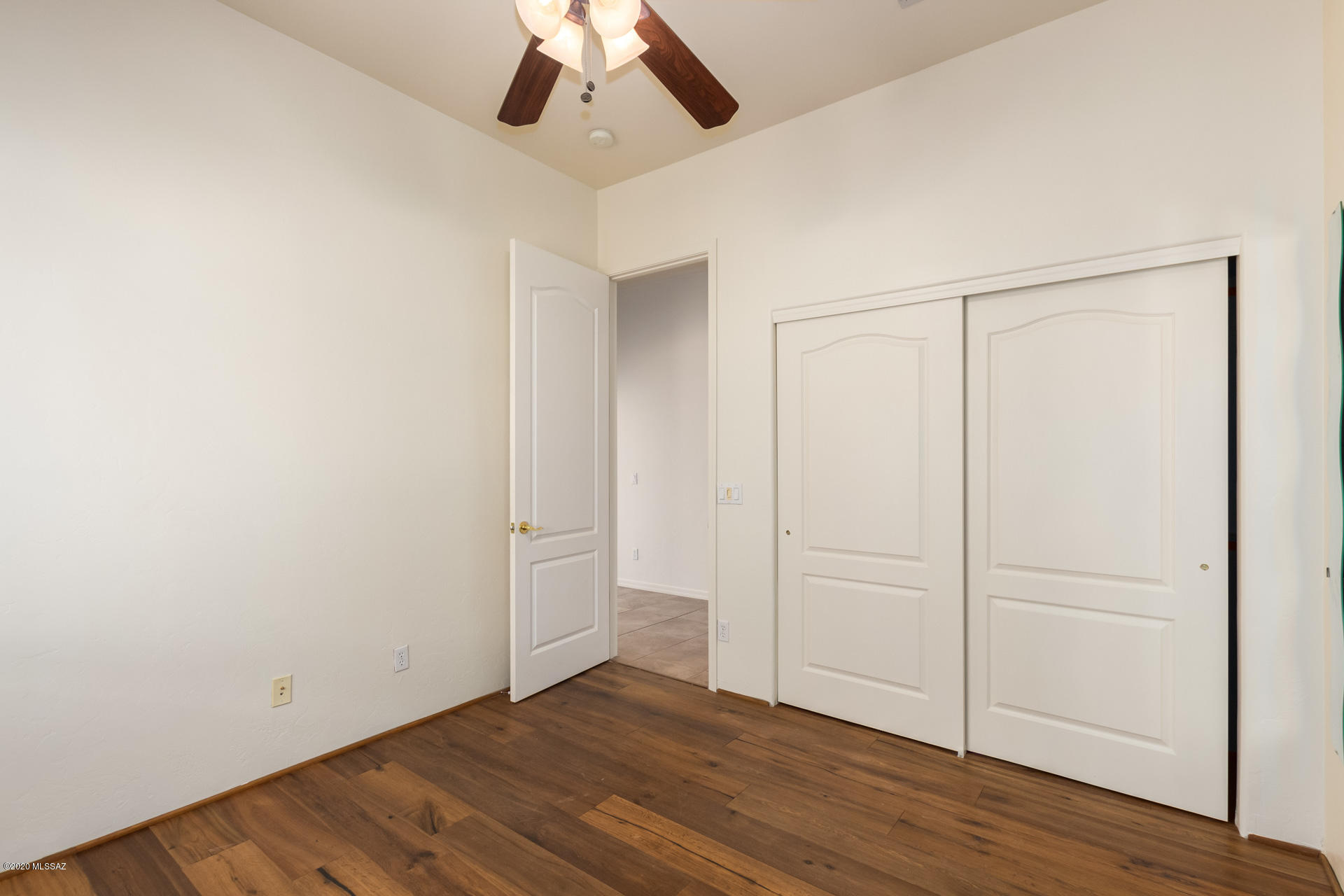 Mira Vista (1-60) - Residential