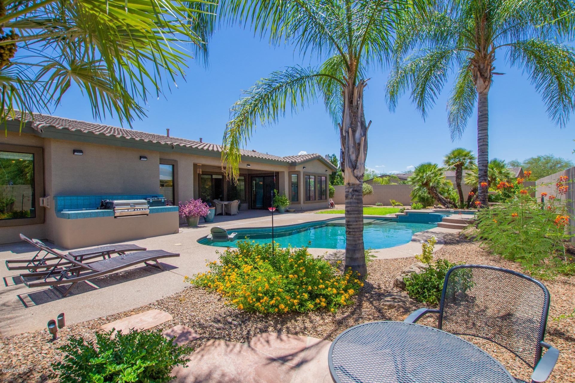 Mira Vista (1-60) - Residential