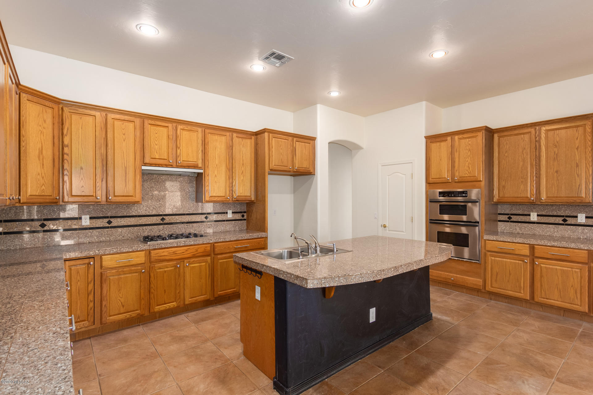 Mira Vista (1-60) - Residential