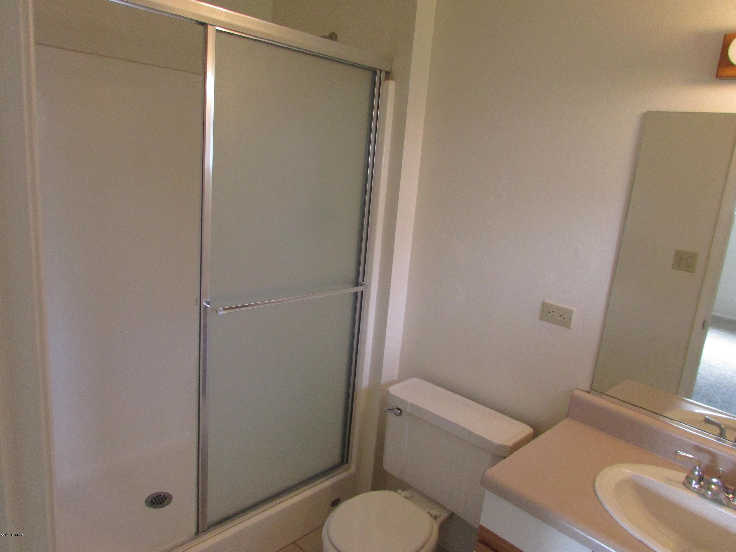 Wilmot Dsrt Est Resub Lt 25 28 - Residential Lease