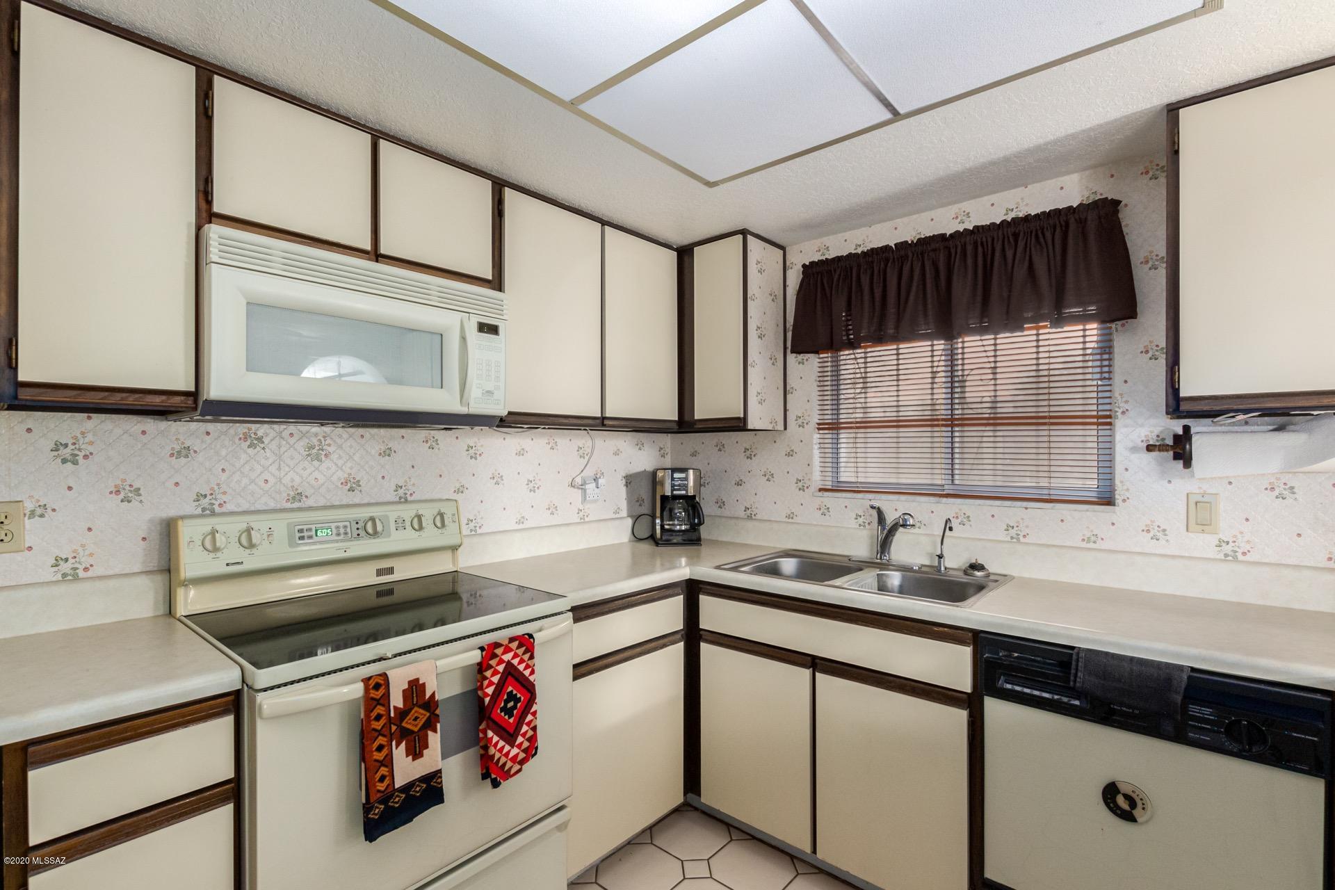 Green Valley Desert Meadows NO.3(1-223) - Residential