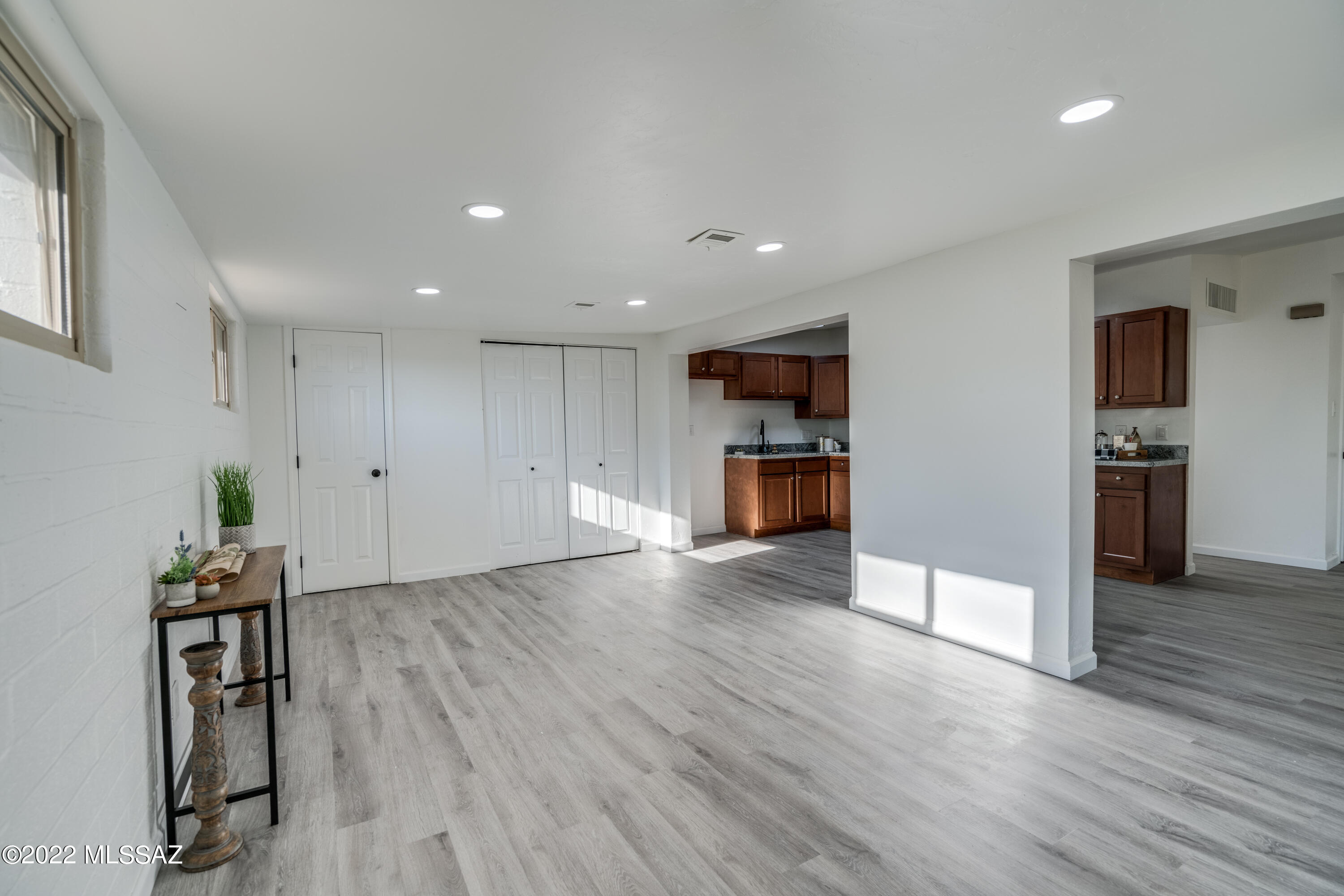 Maryvale Manor - Residential
