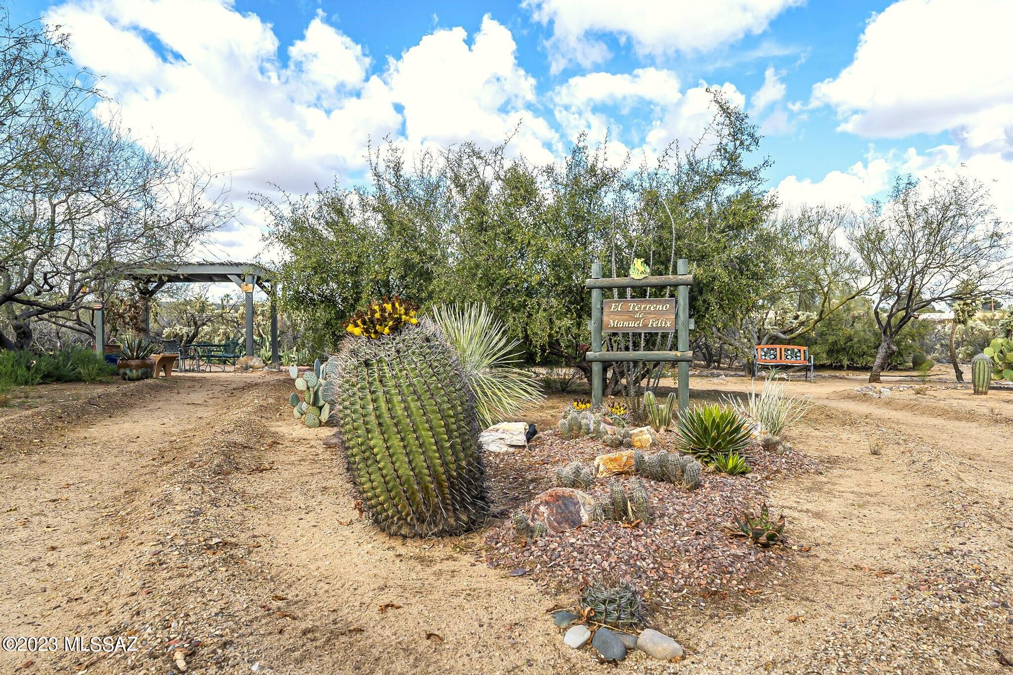 Green Valley Townhouses 4 - Residential