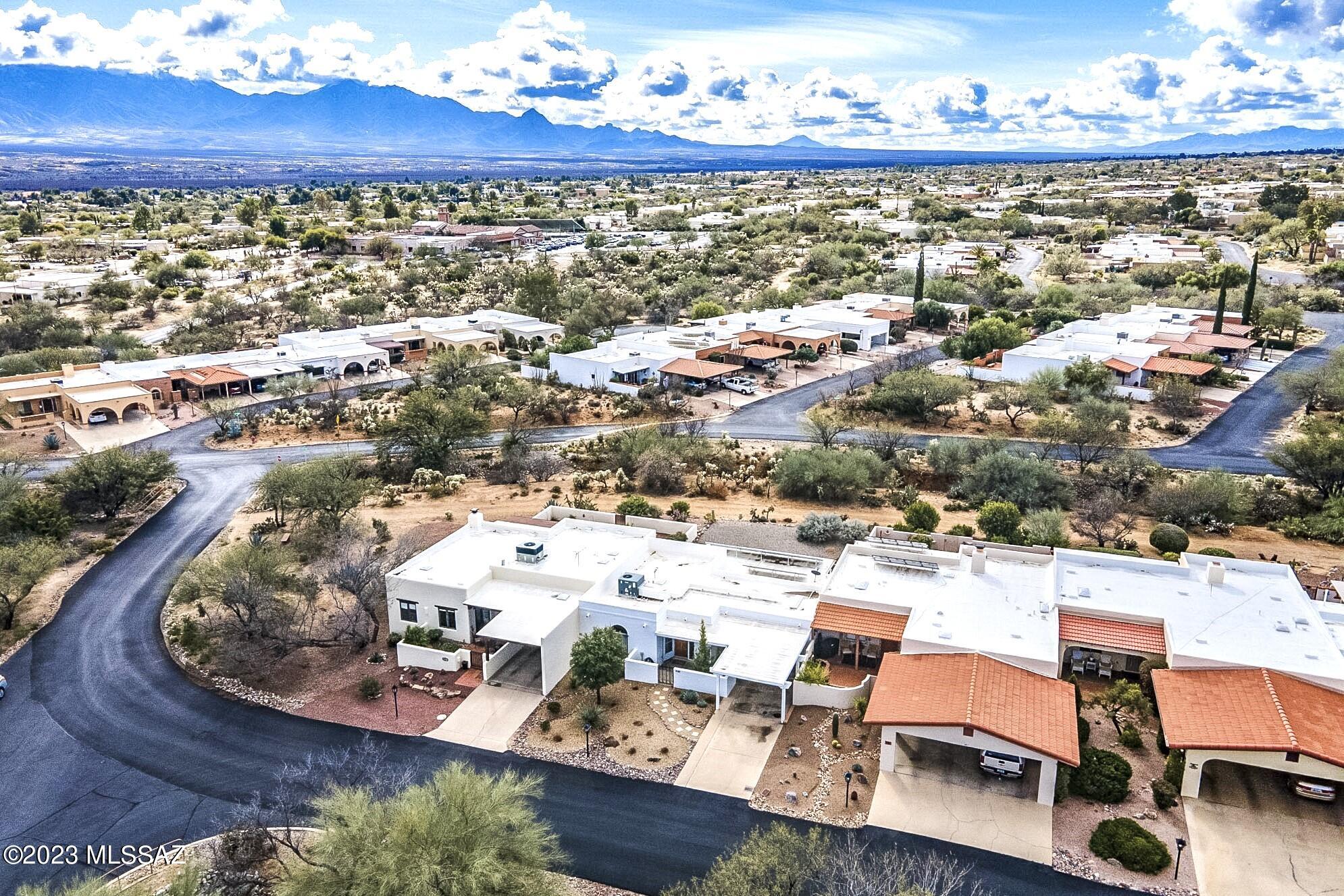 Green Valley Townhouses 4 - Residential