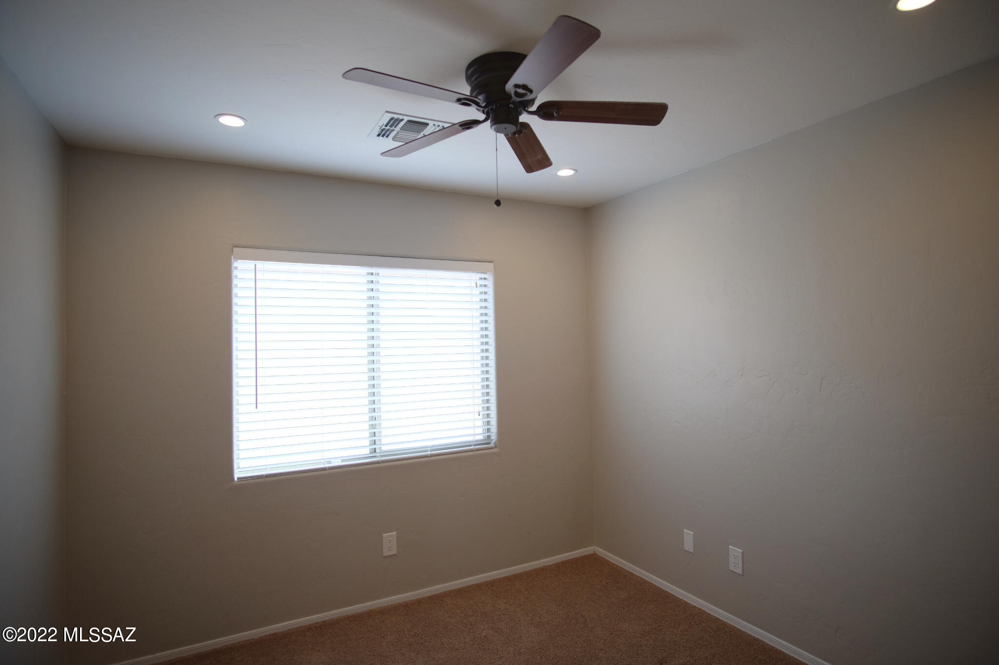 Presidio Del Oro (1-163) - Residential Lease