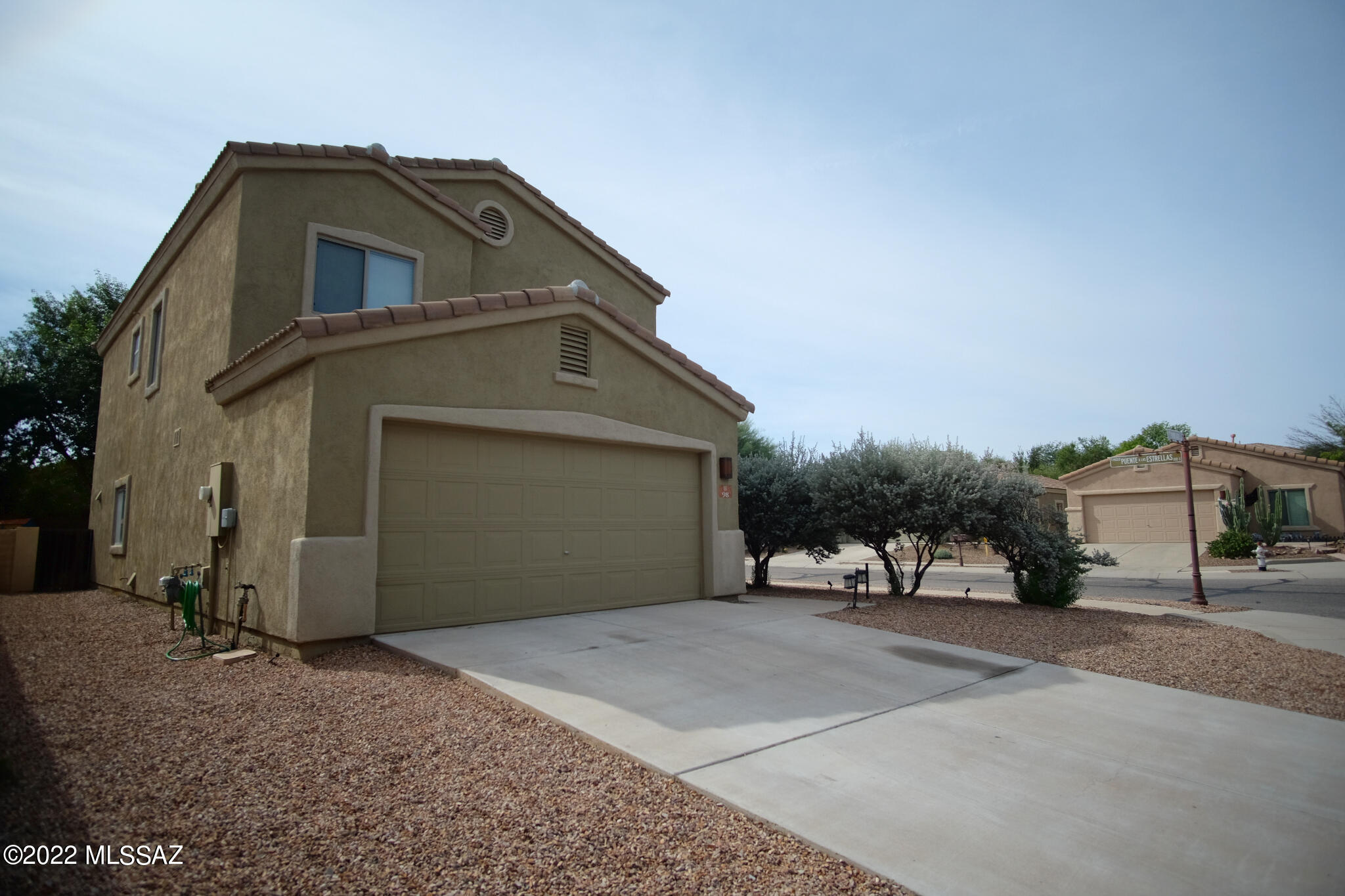 $1000 September Rent!!! Text for a walkthrough video/more info. Rancho Sahuarita 4 Bedroom/2.5 Bath 1865sf 2-story Home featuring; open main floor living w/ Living Room, Den, + Dining Area; Kitchen w/ stainless appliances + pantry; Master BR w/ walk-in closet, private Bath, reading nook; 2 Car Garage; Central A/C; Laundry Room w/ Washer + Dryer; and located on a corner lot near the Community Center w/ Pool, Playscape, Activities Courts. 12mo minimum Lease, Costs are: Non-refundable $50/adult Application, $1895 Security Deposit, $150/pet with approved pet, $400 cleaning. Tenants pay electric, natural gas, water/sewer/trash.
