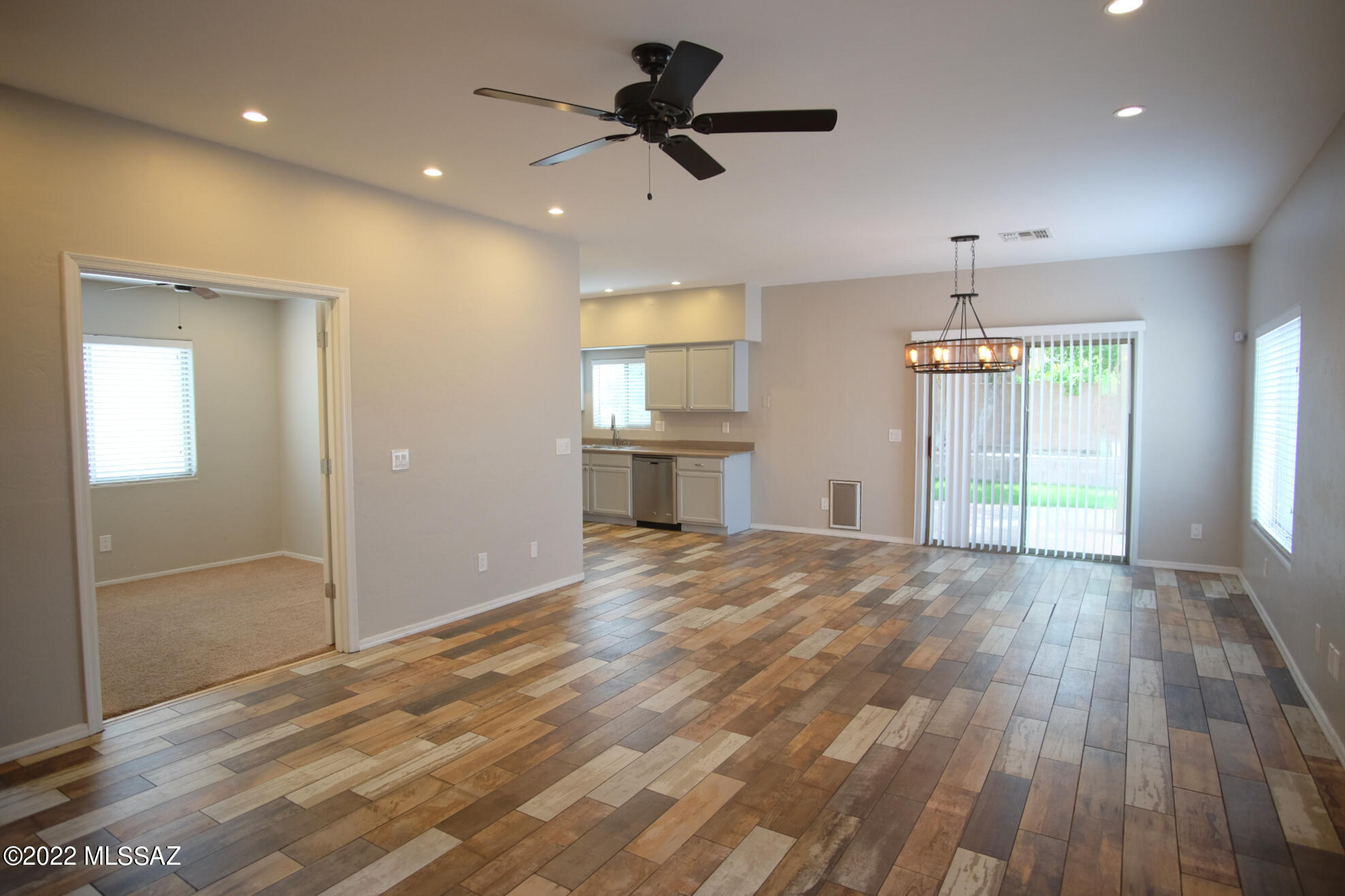 Presidio Del Oro (1-163) - Residential Lease
