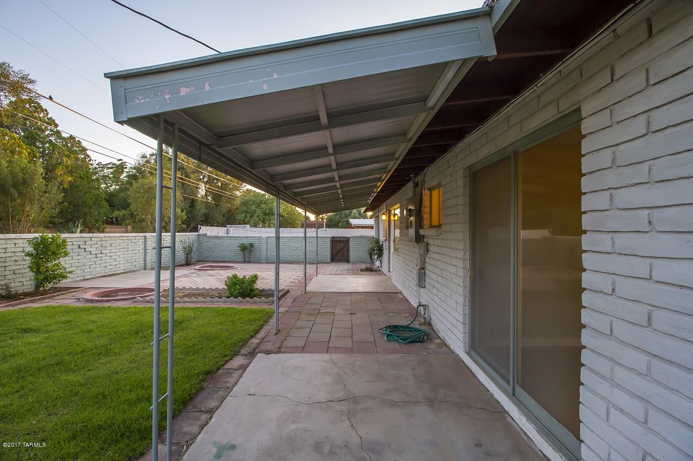 Carlos Terrace - Residential