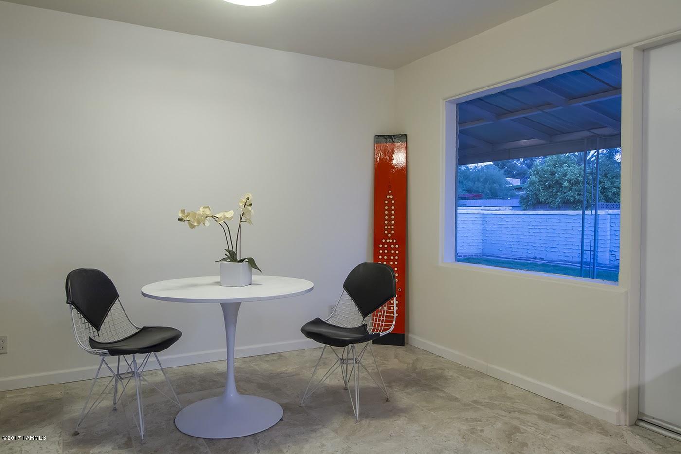 Carlos Terrace - Residential