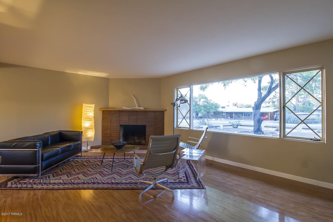 Carlos Terrace - Residential