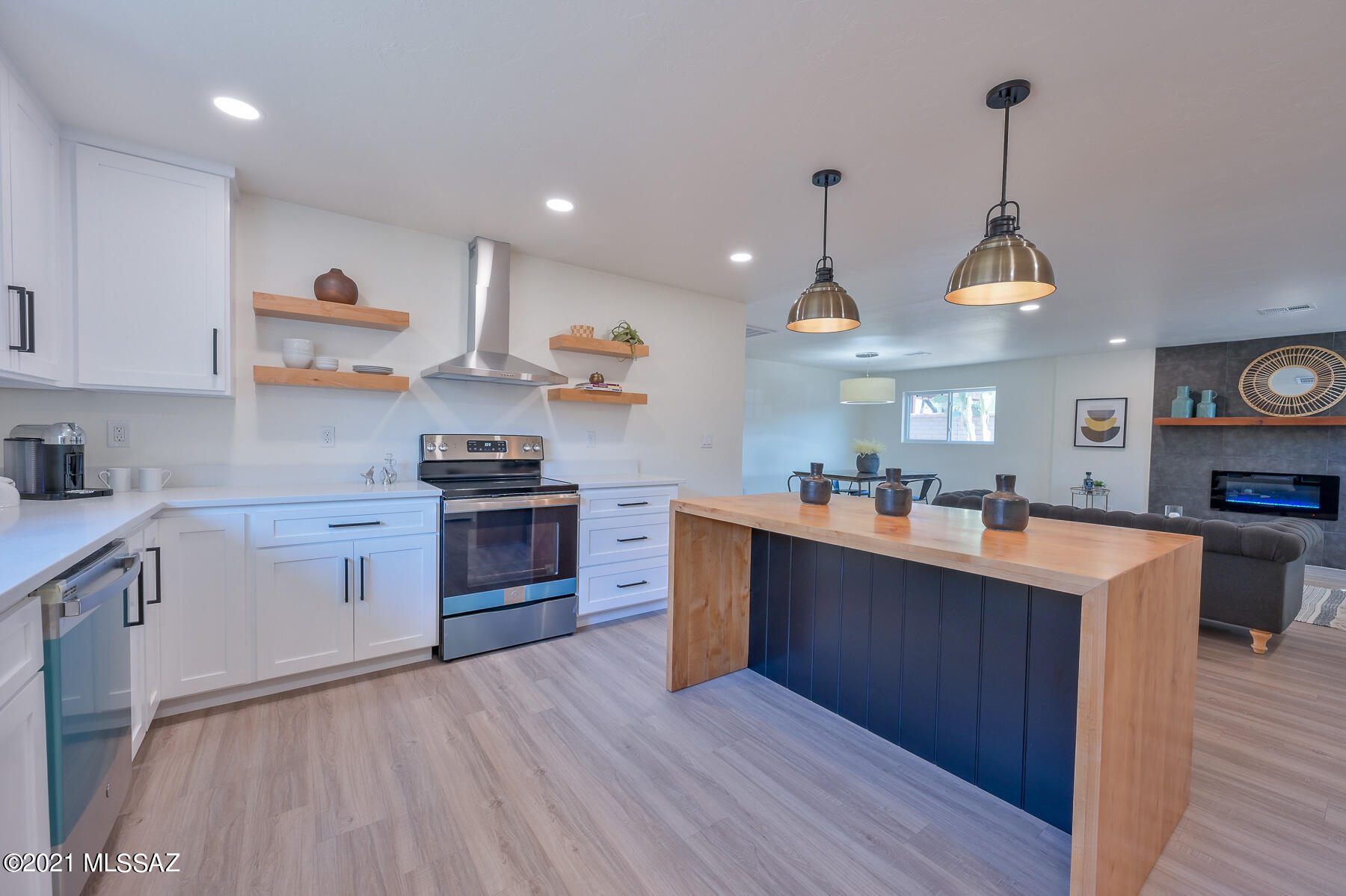 Cloverleaf Resub. - Residential