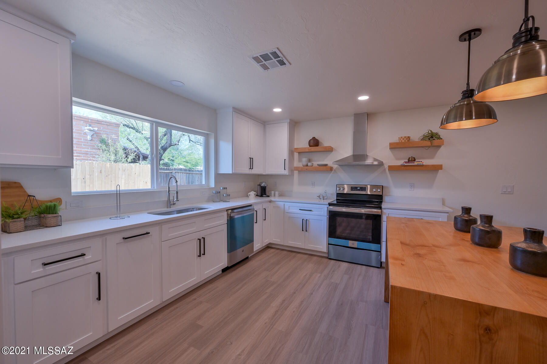 Cloverleaf Resub. - Residential