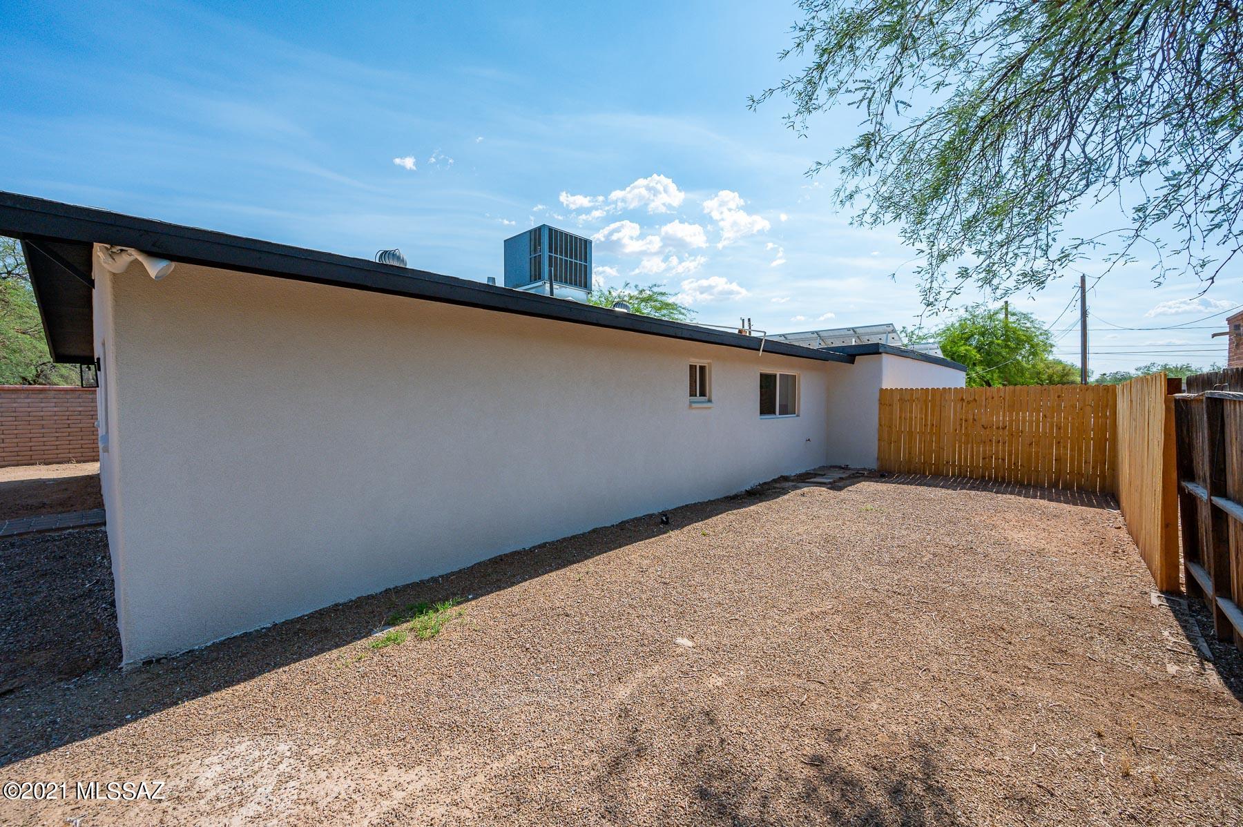 Cloverleaf Resub. - Residential