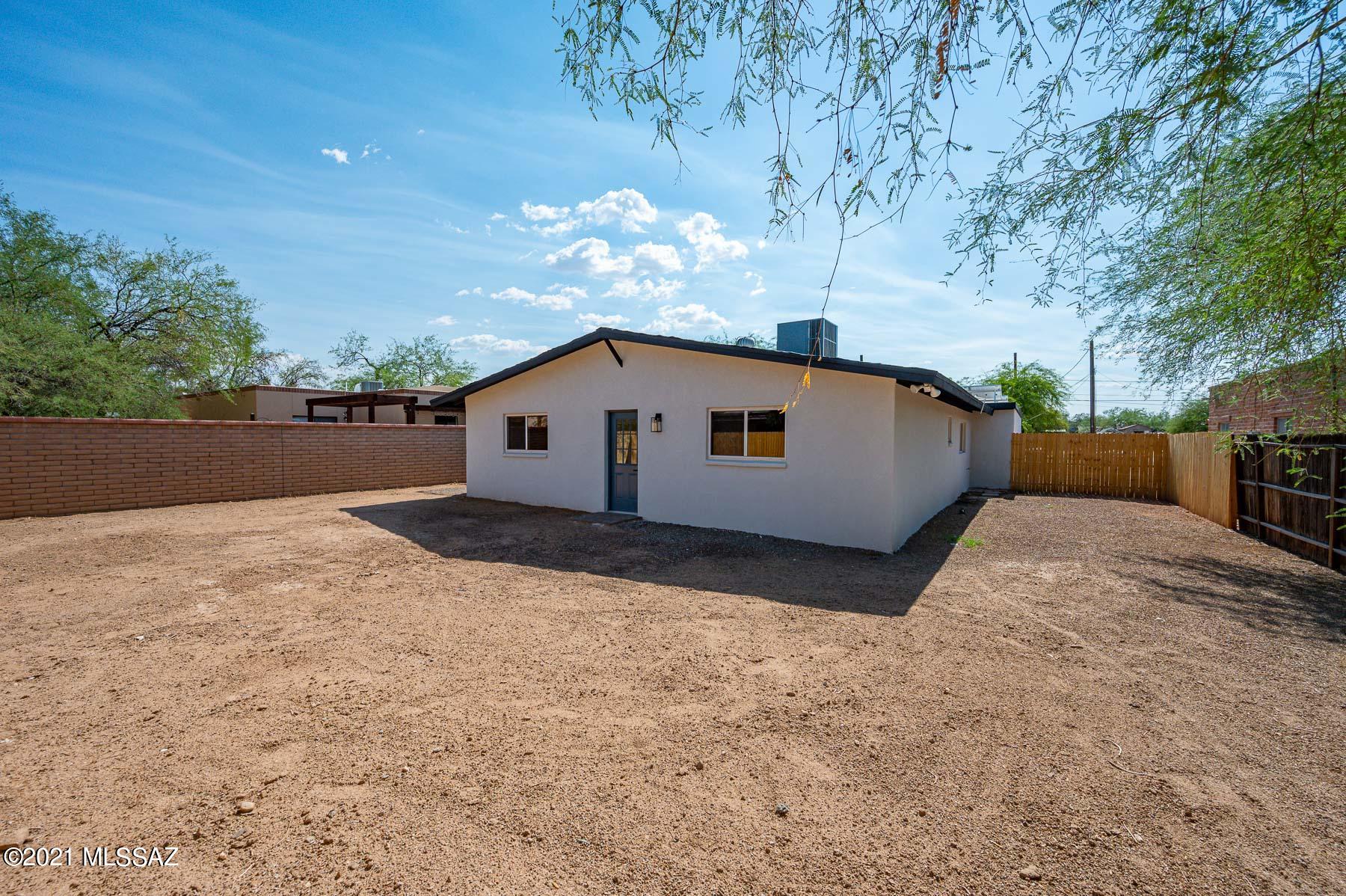 Cloverleaf Resub. - Residential