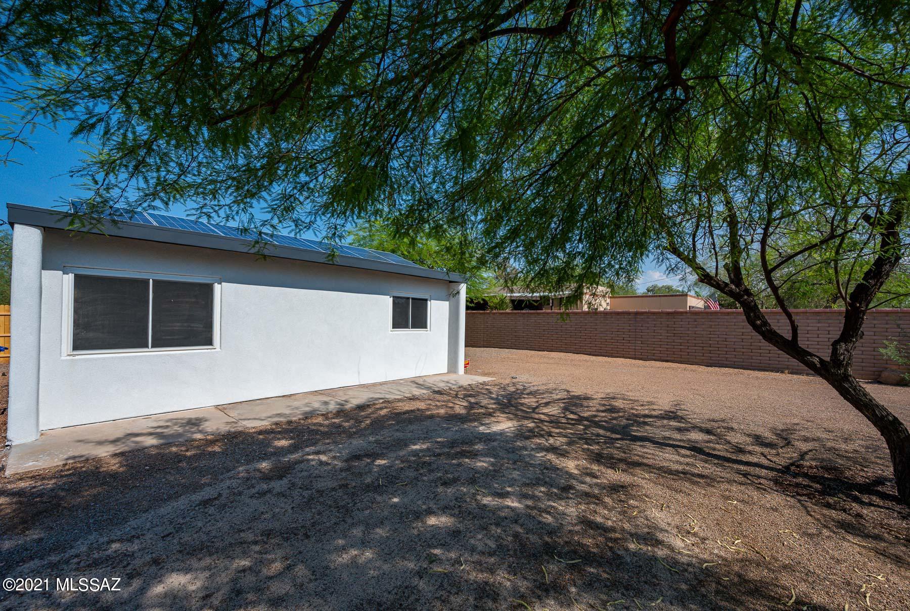 Cloverleaf Resub. - Residential