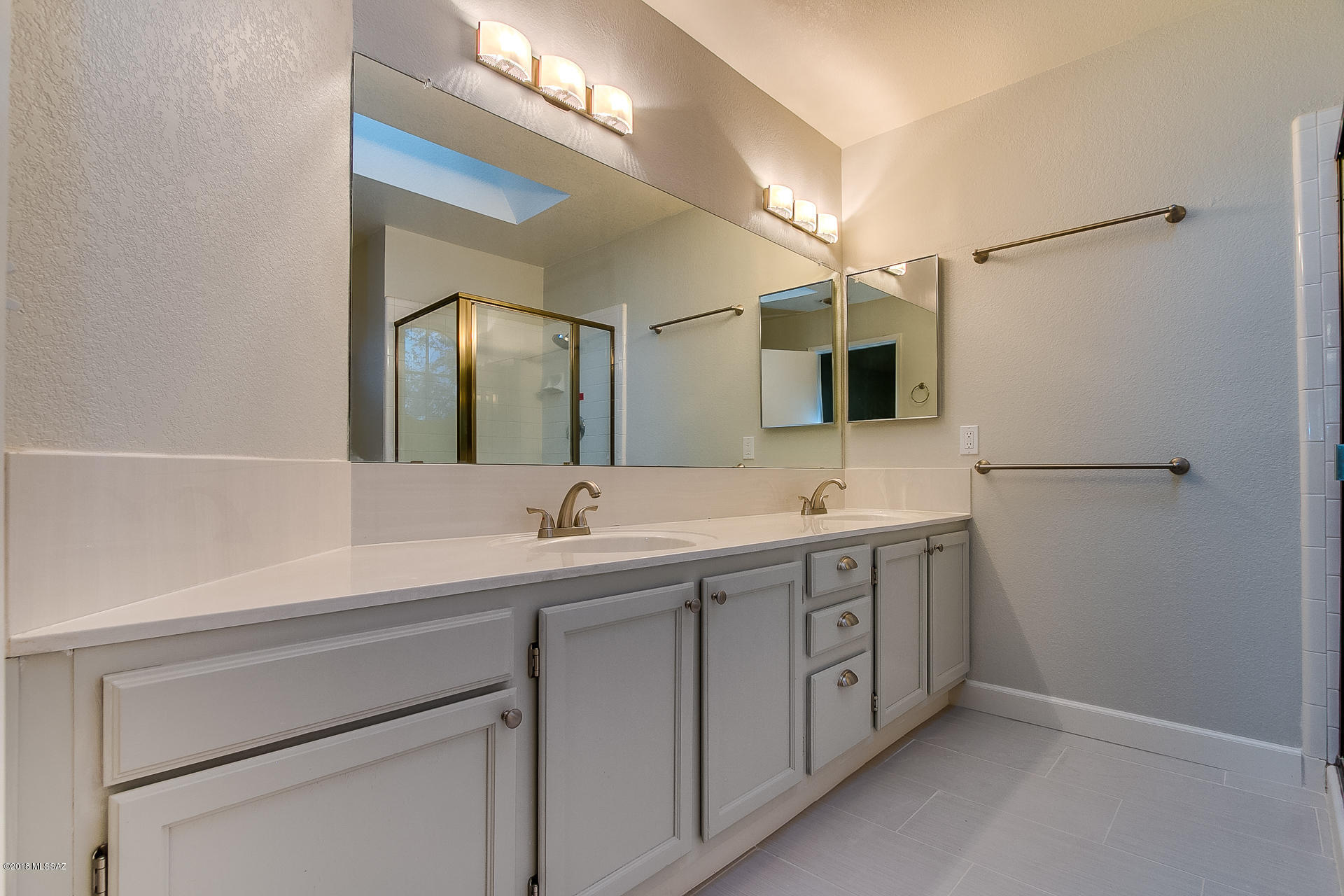Elliott Homes At Rita Ranch (1-521) - Residential