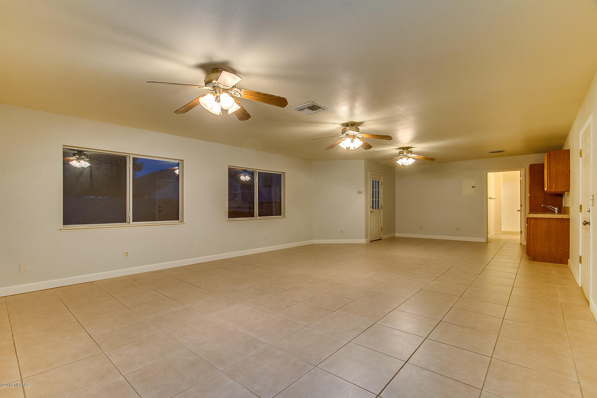 Elliott Homes At Rita Ranch (1-521) - Residential
