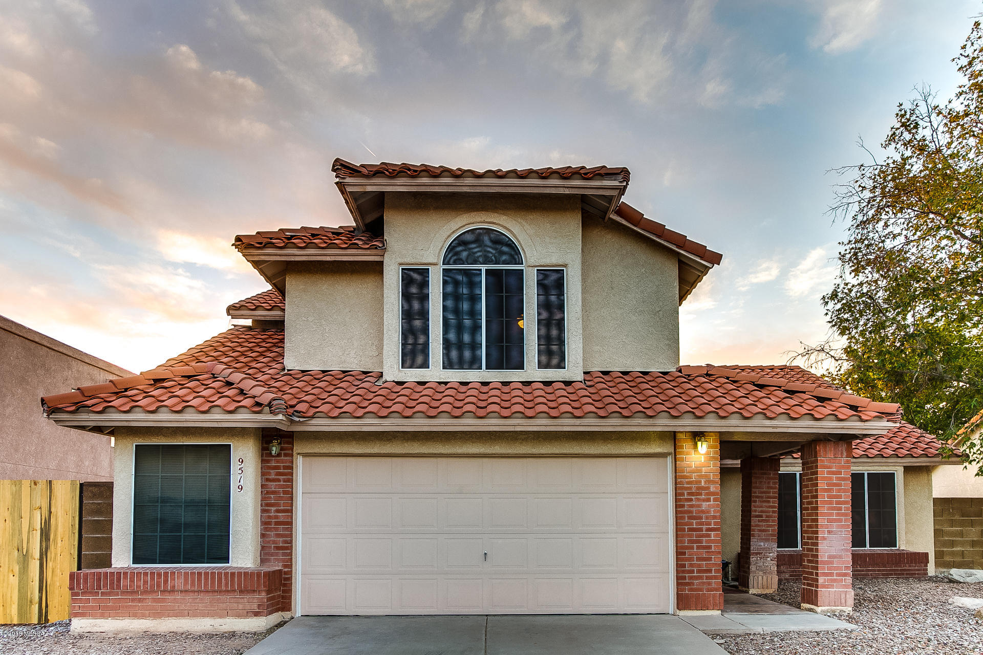 Elliott Homes At Rita Ranch (1-521) - Residential