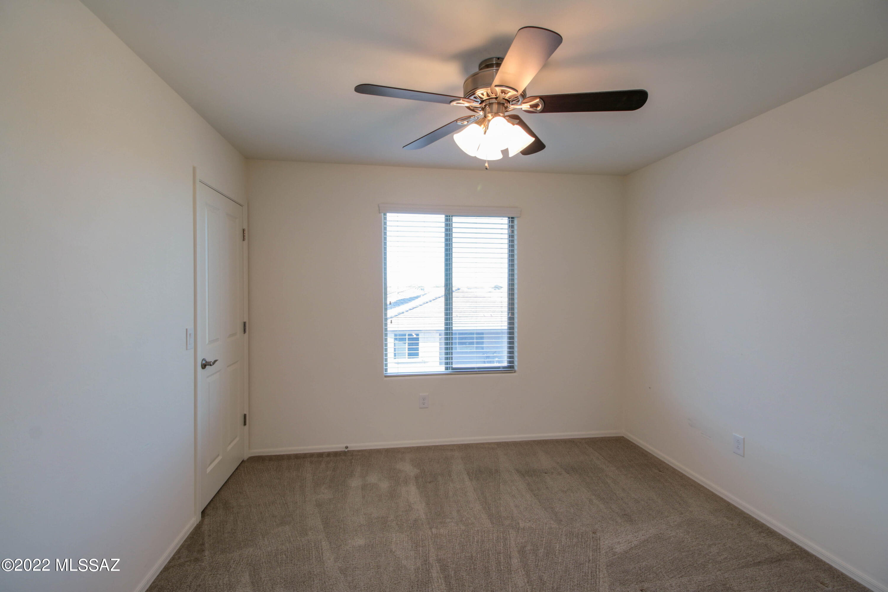 La Estancia De Tucson (1-330) - Residential Lease
