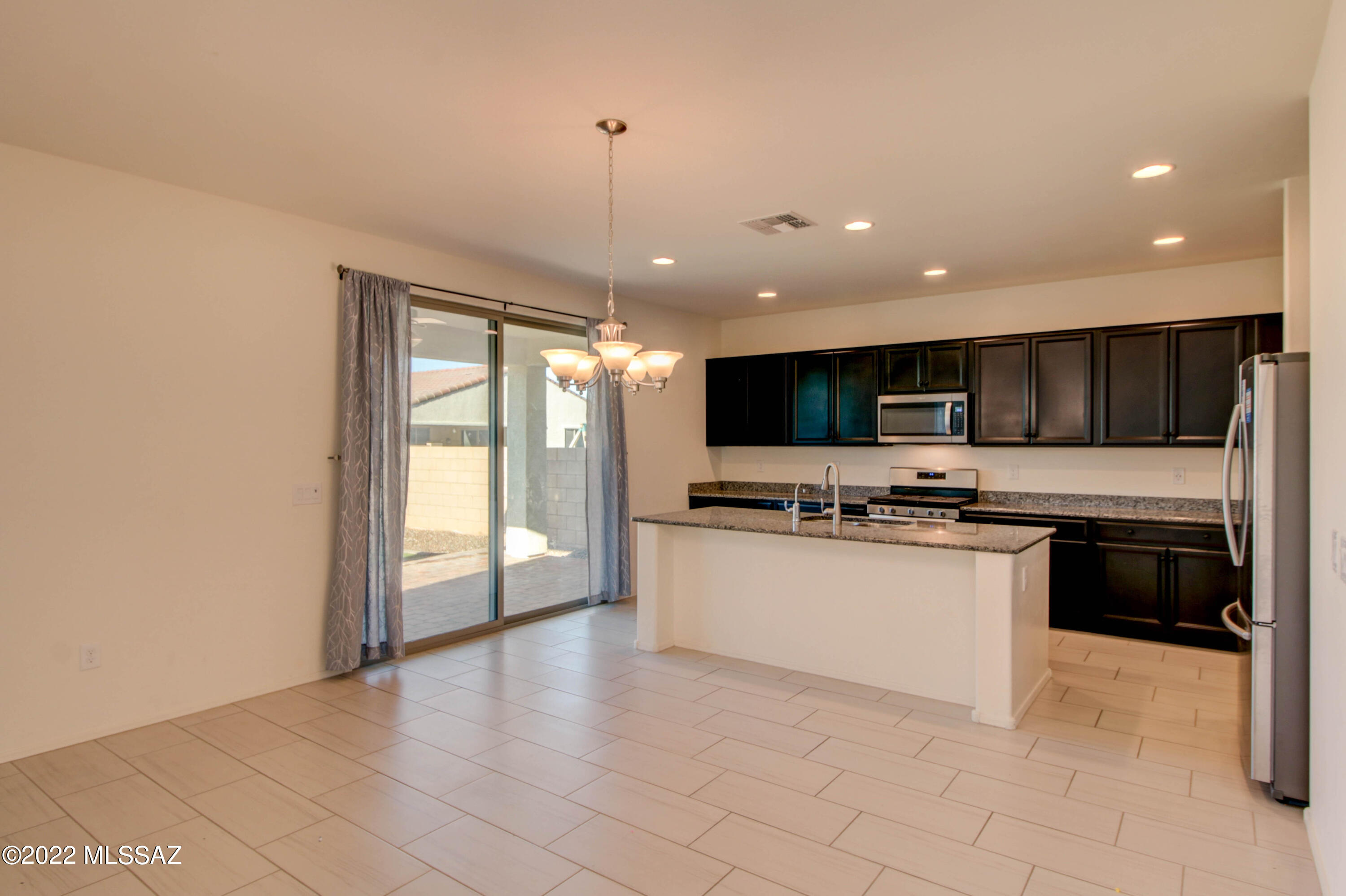 La Estancia De Tucson (1-330) - Residential Lease