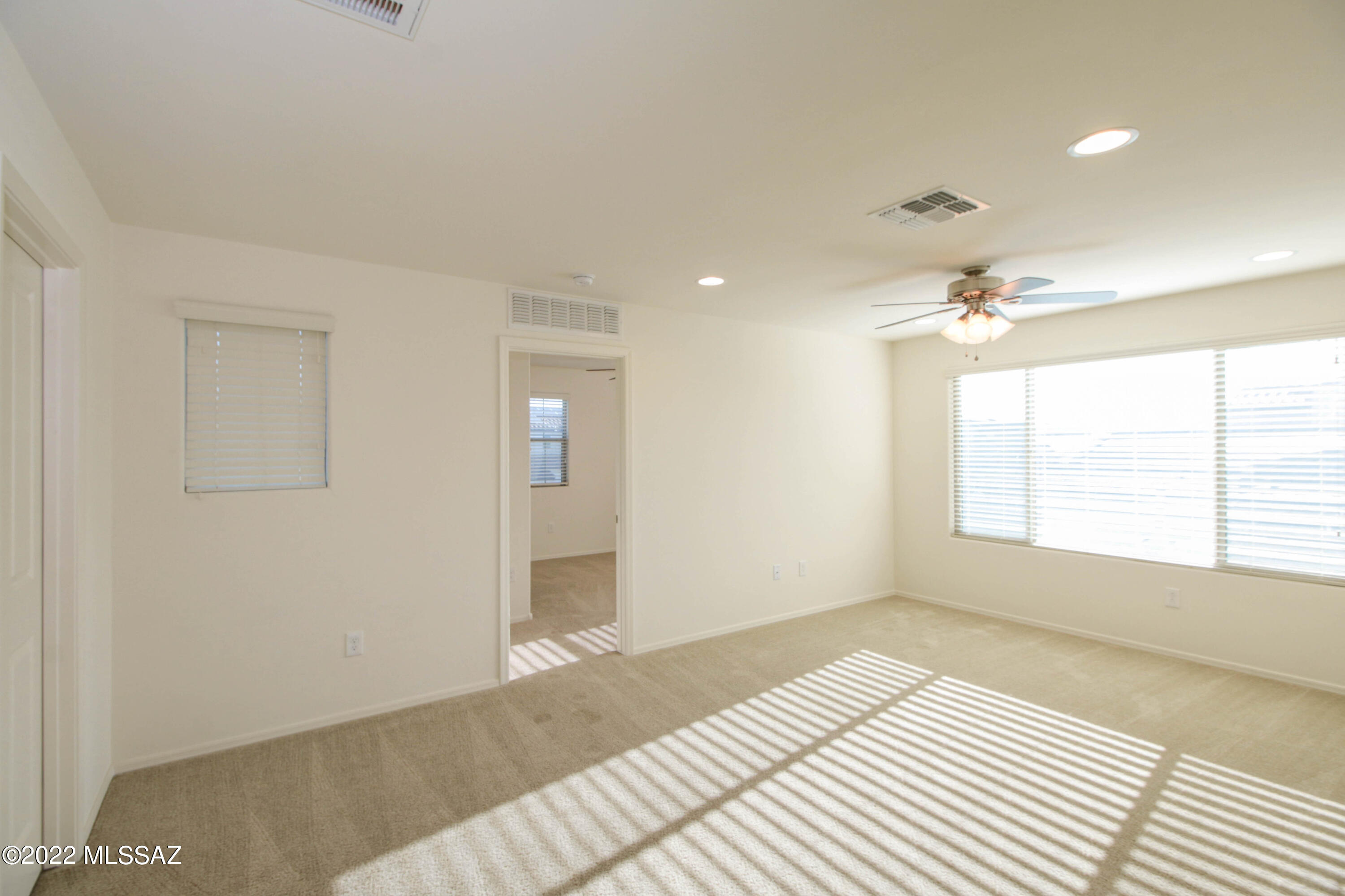 La Estancia De Tucson (1-330) - Residential Lease