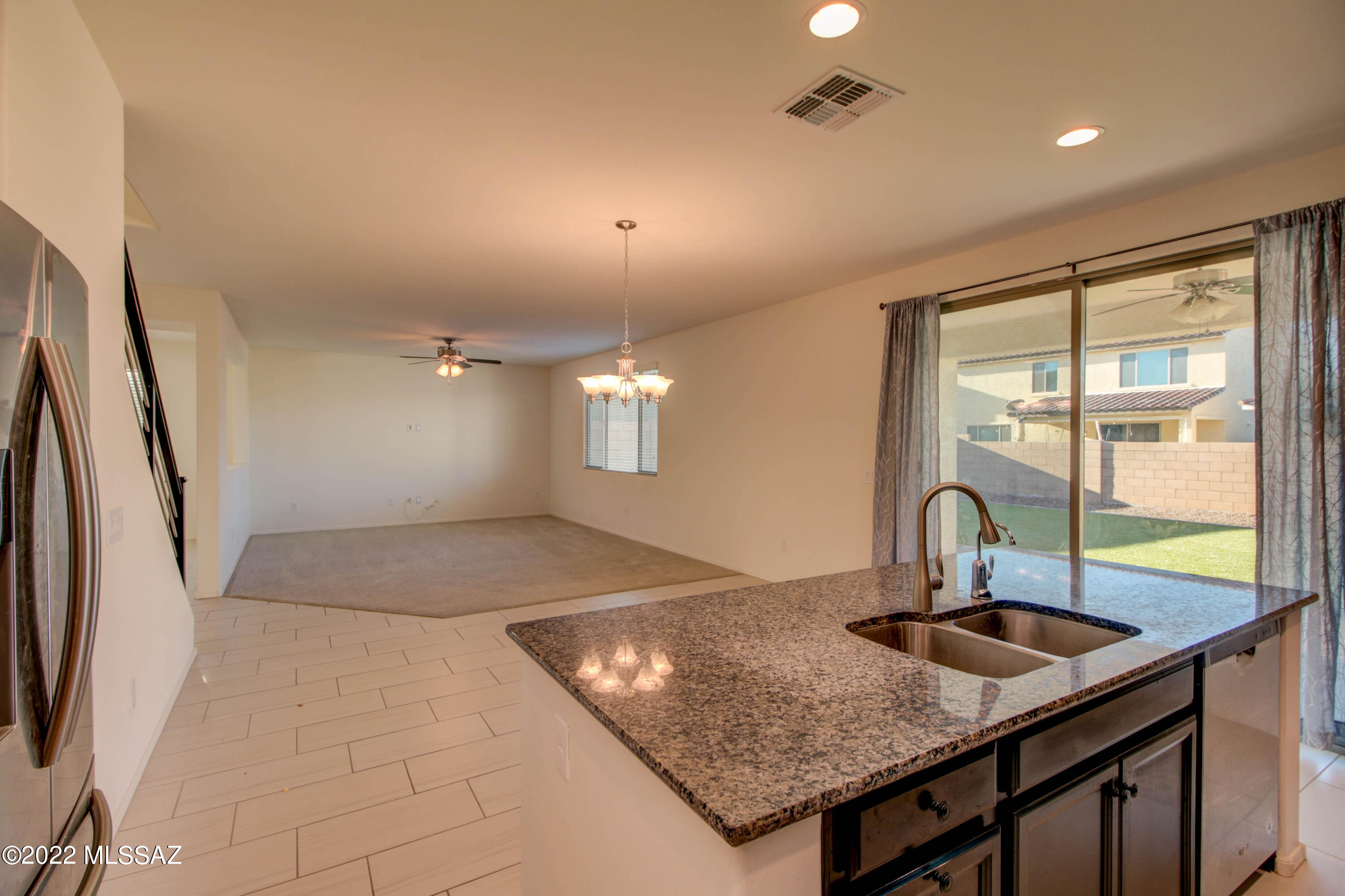 La Estancia De Tucson (1-330) - Residential Lease