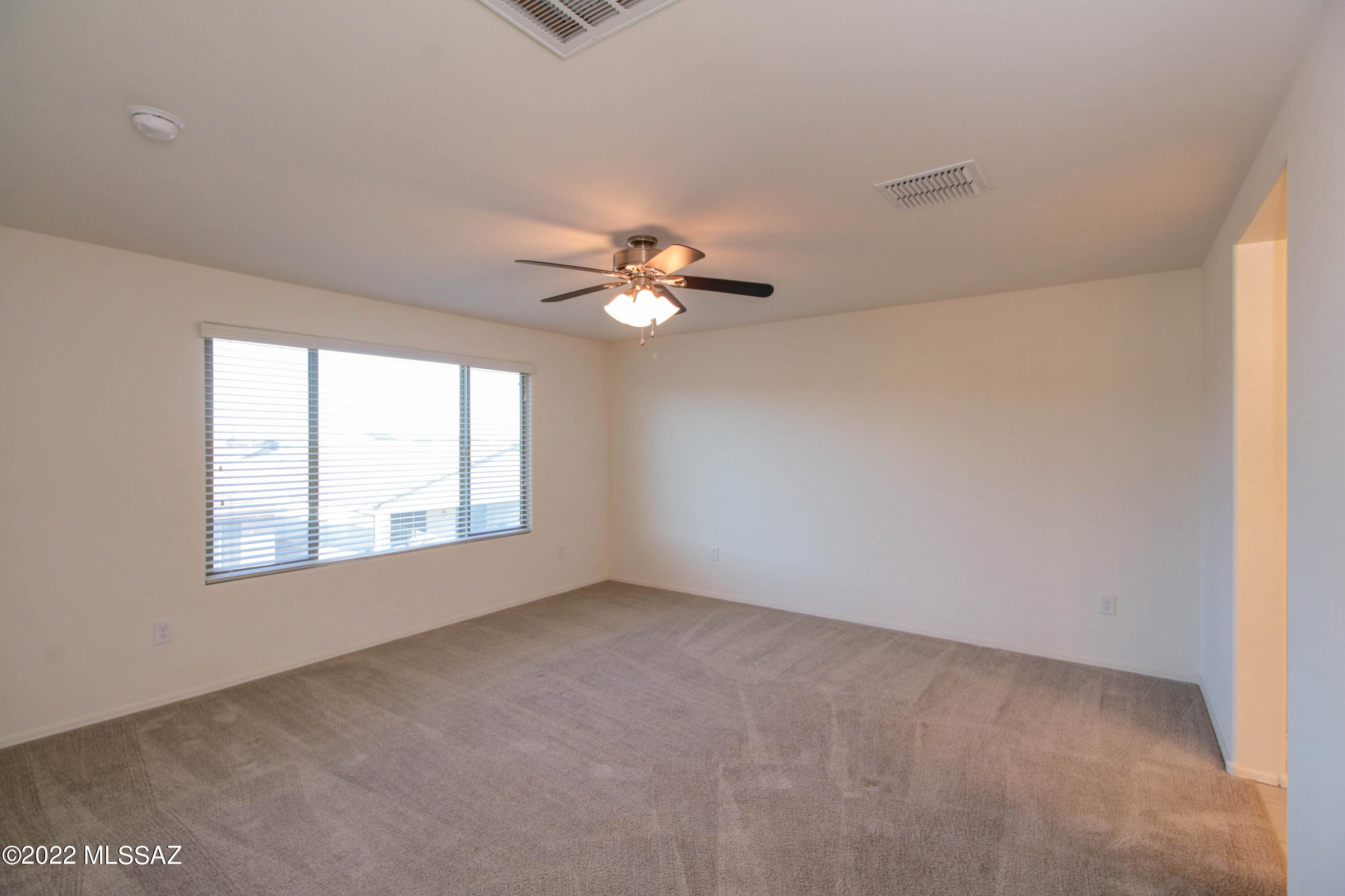 La Estancia De Tucson (1-330) - Residential Lease