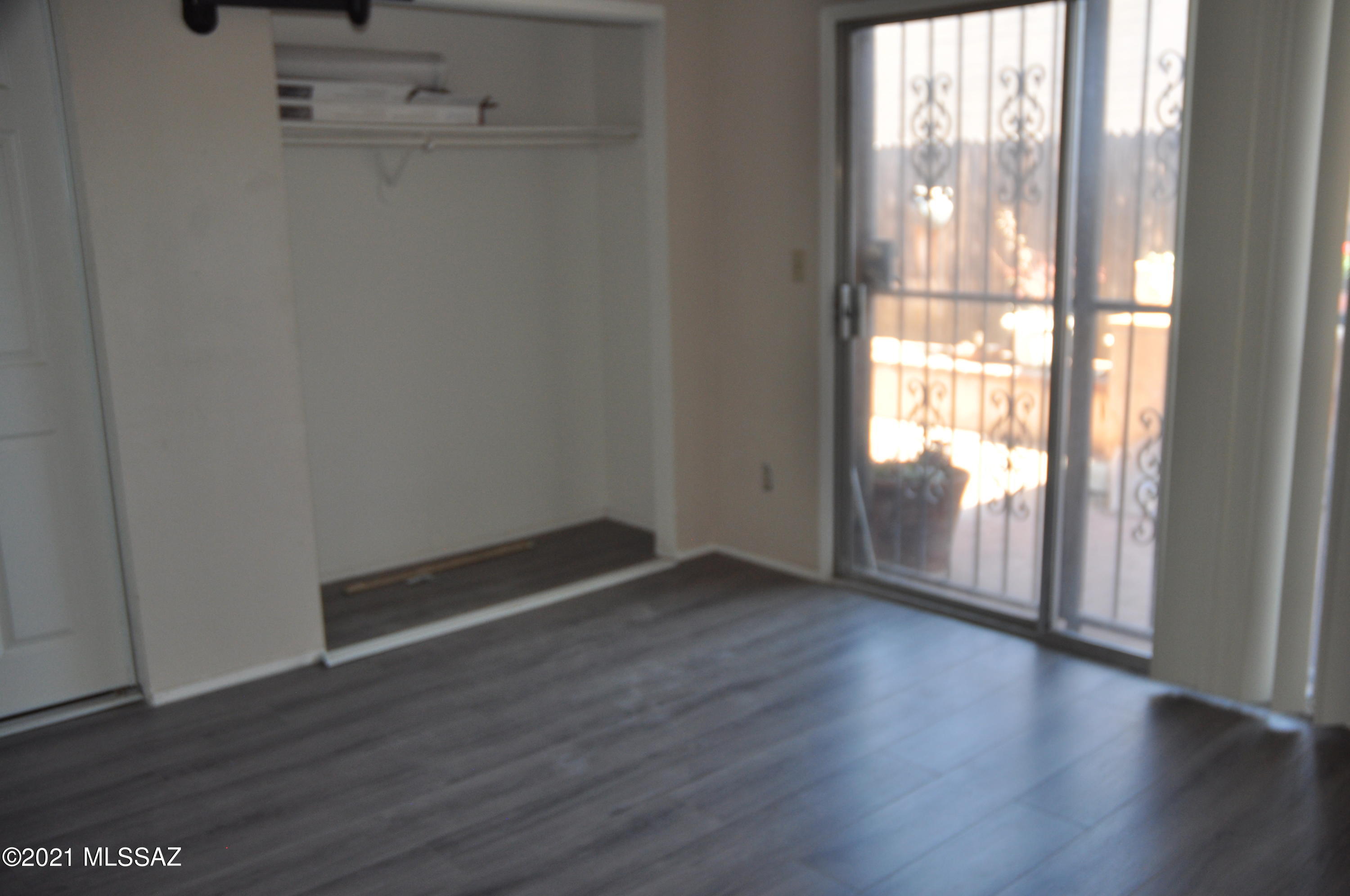 Pantano Park Townhouses - Residential