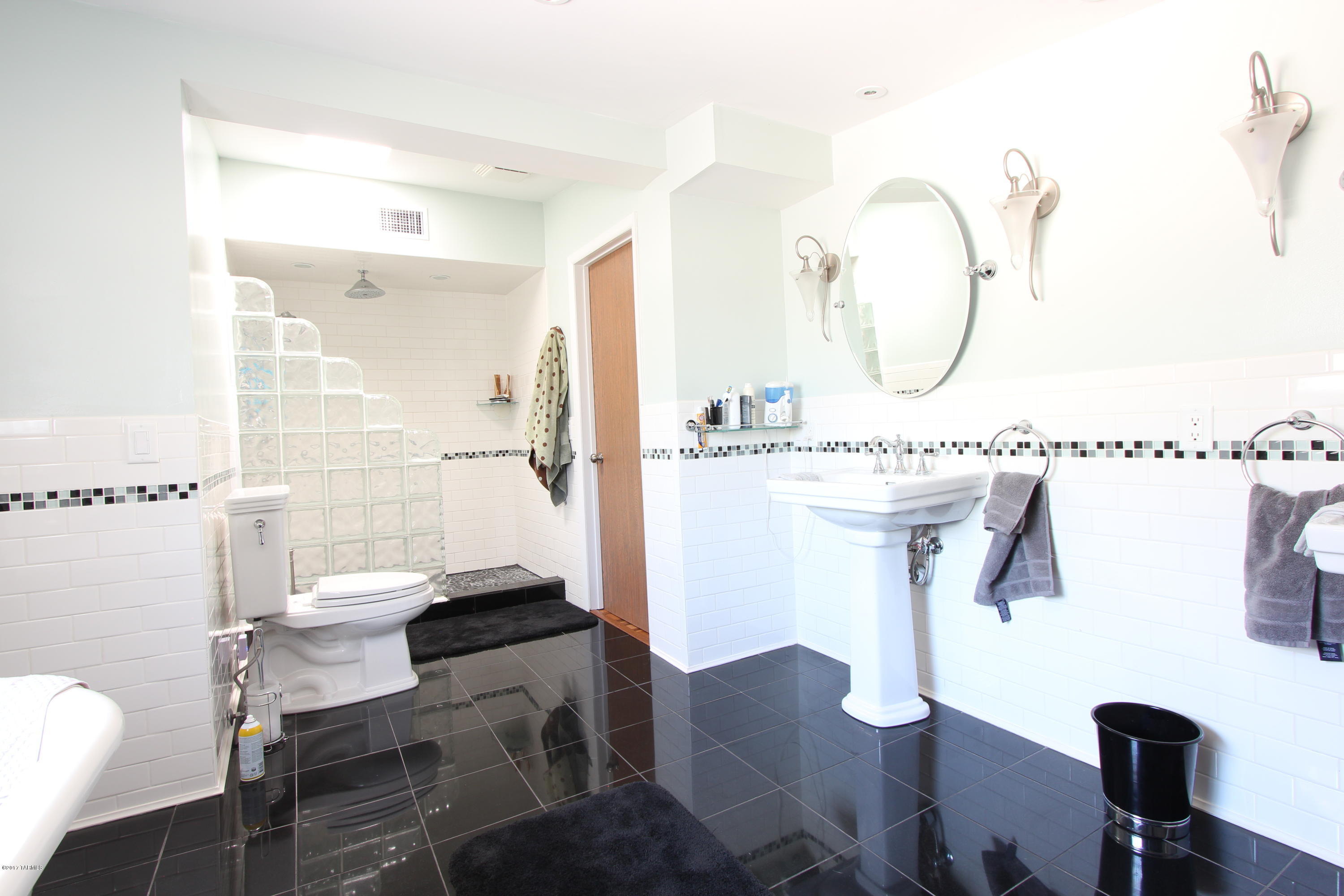 Wilshire Heights Amended - Residential