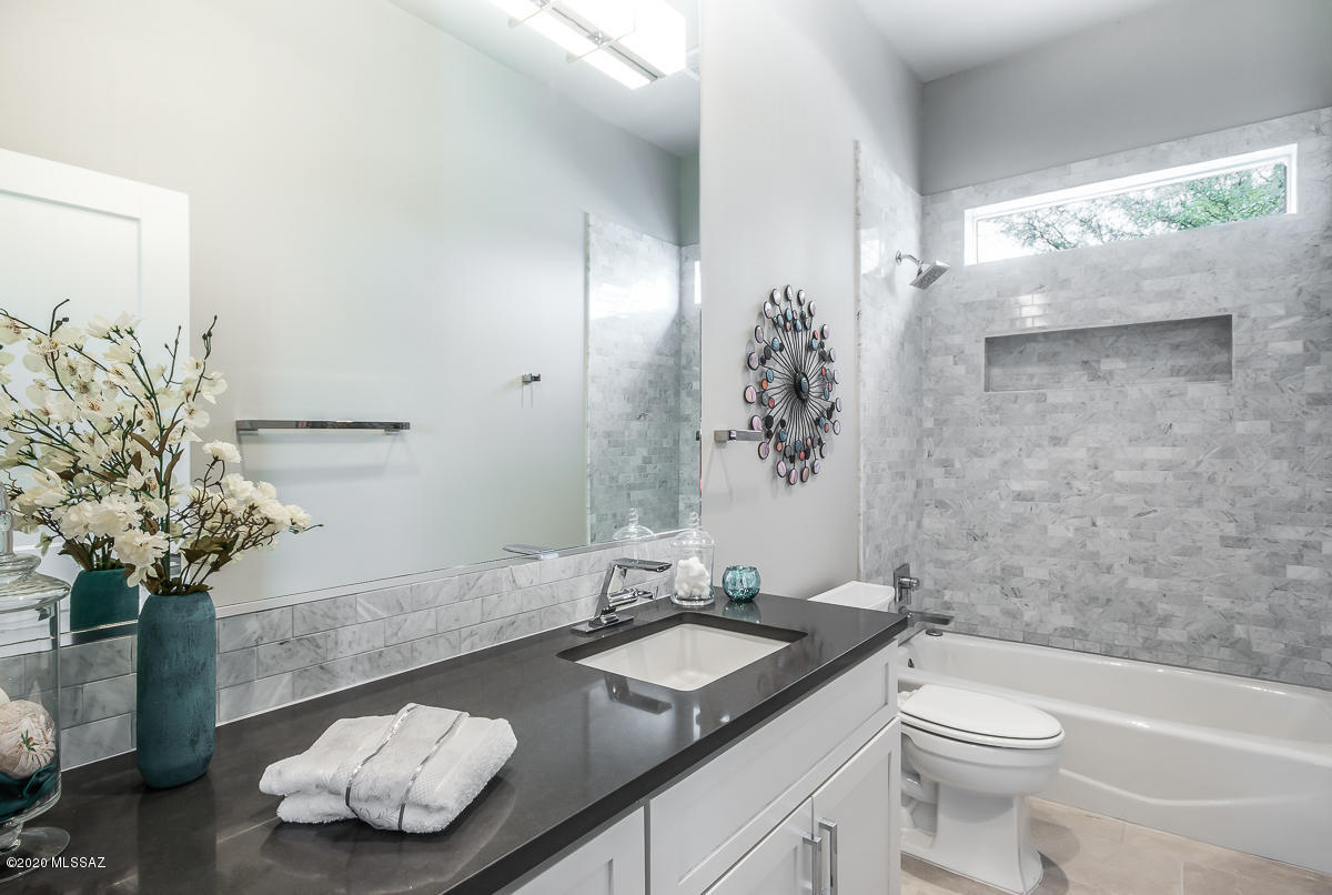Bronx Park - Residential