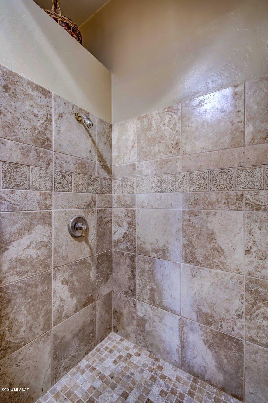 La Cholla Estates (1-94) - Residential