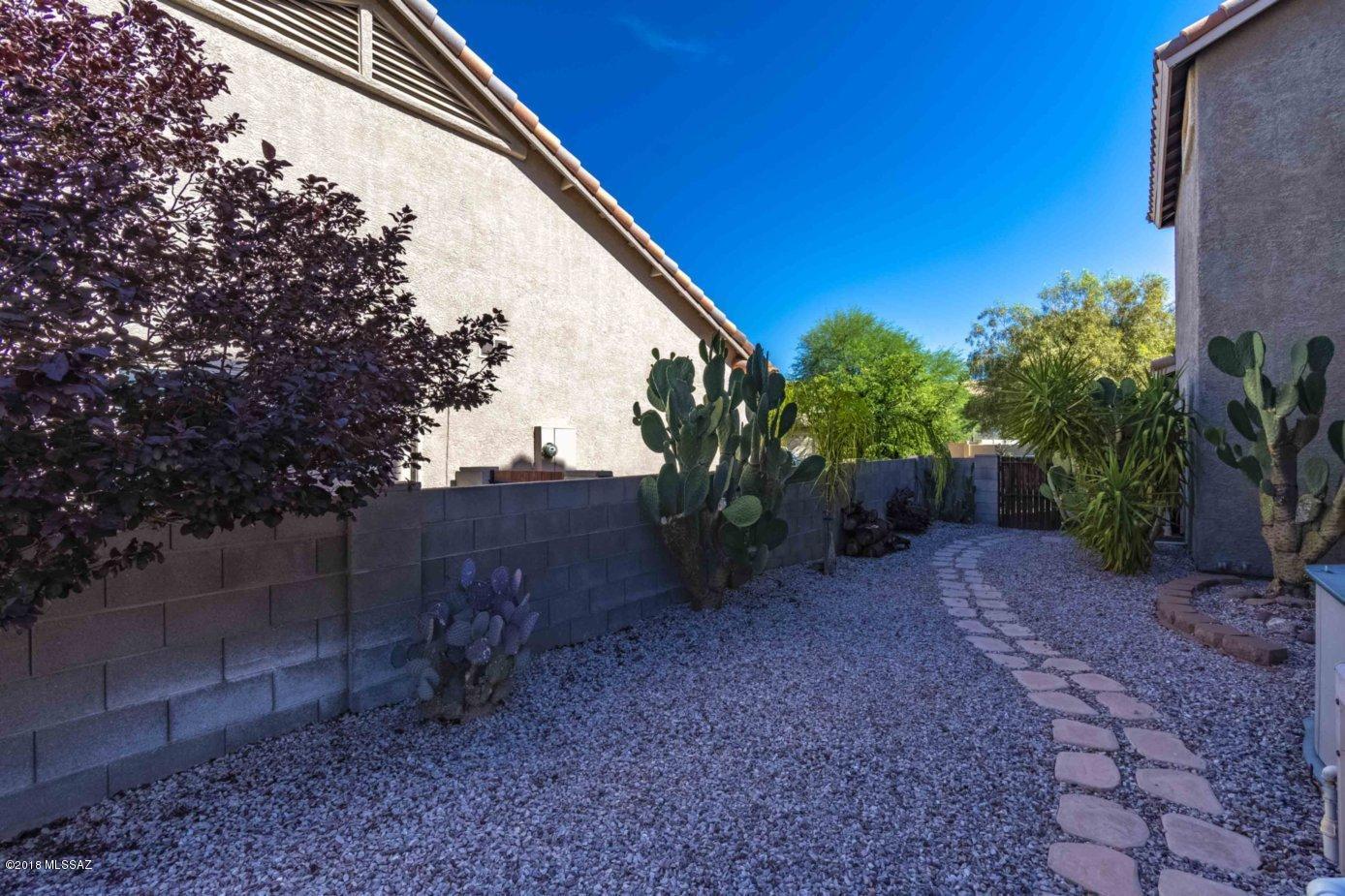 La Cholla Estates (1-94) - Residential