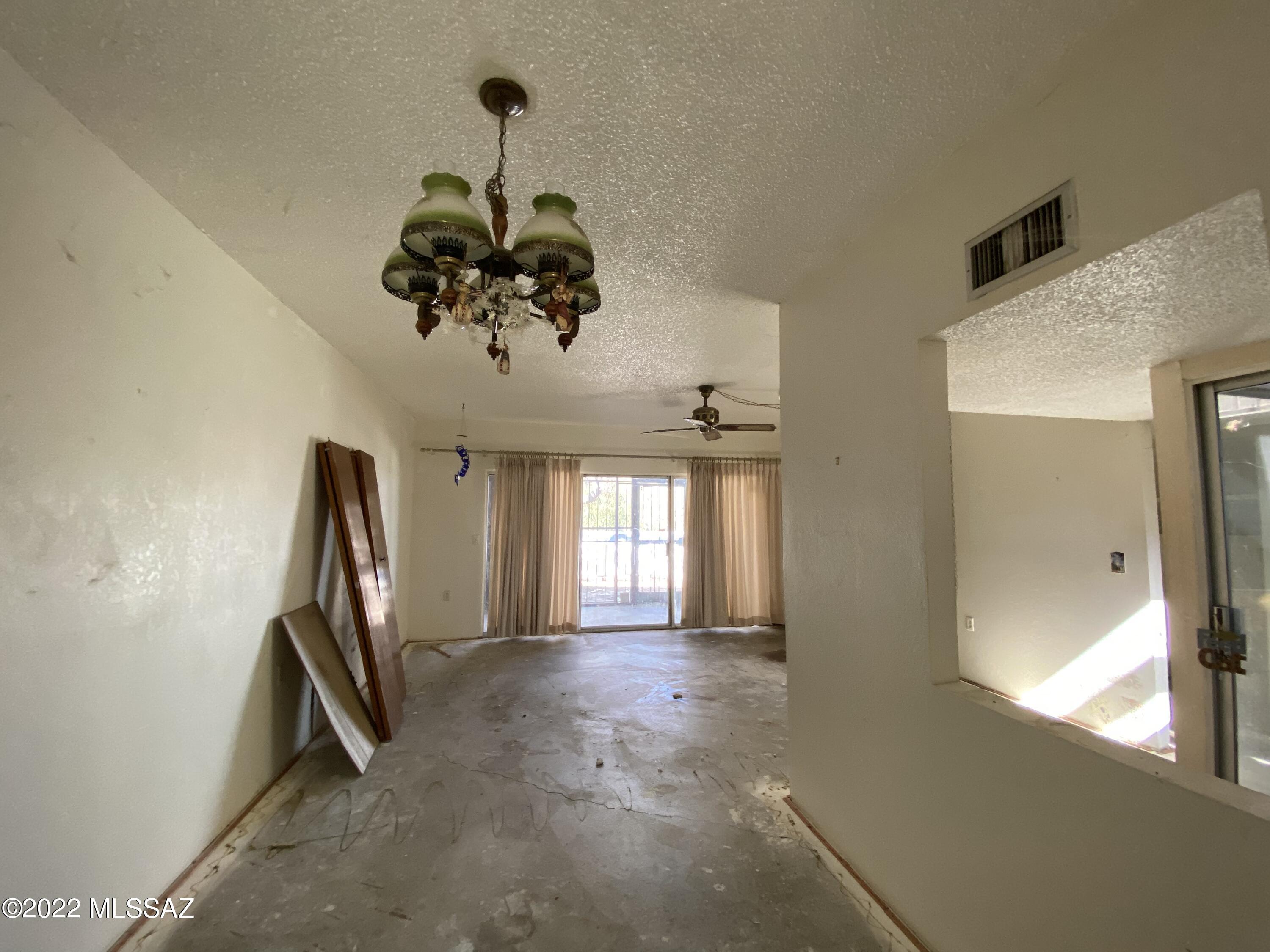 Colonia De Los Alamos (BK1-45) - Residential
