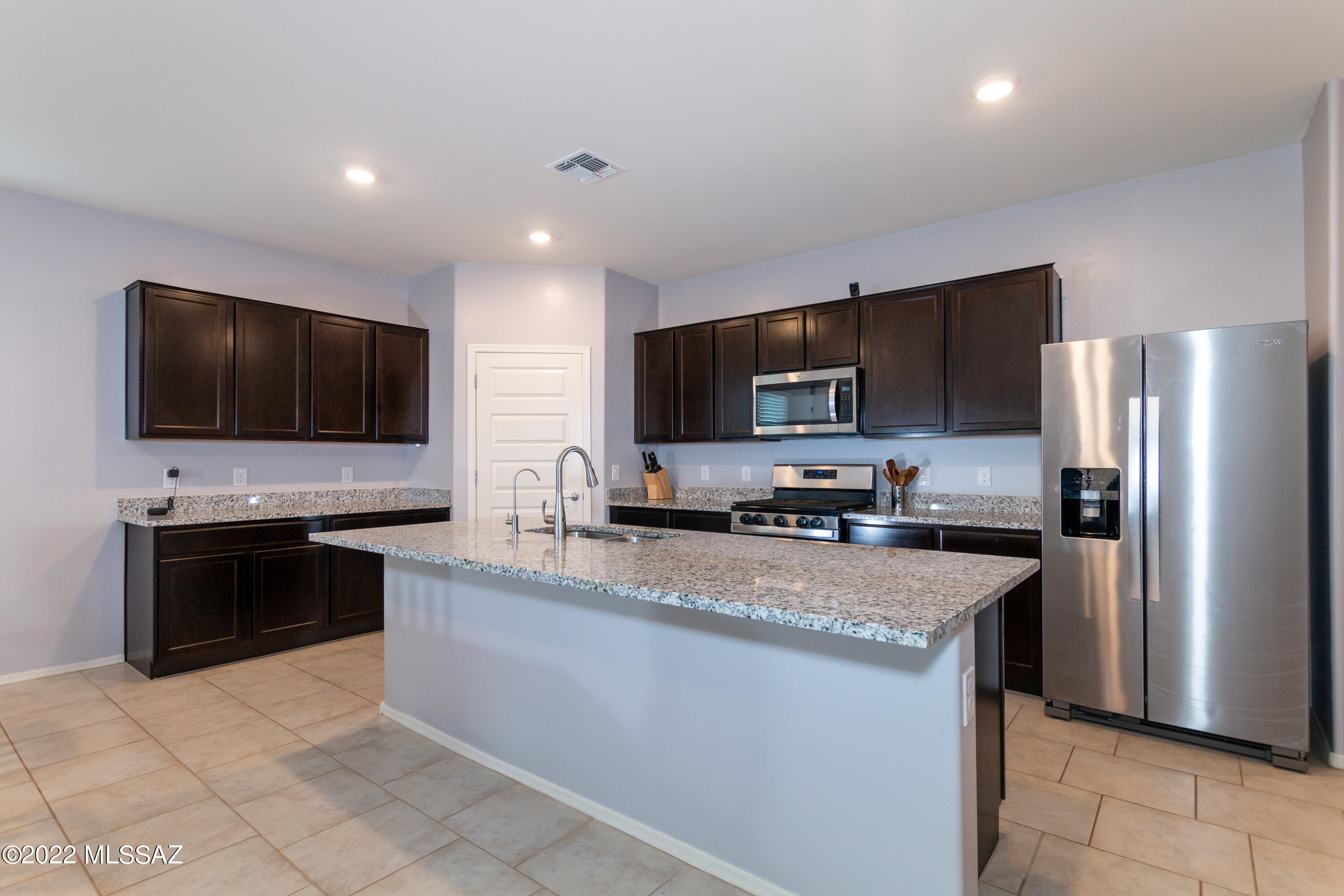 Saguaro Bloom SQ20180540069 - Residential