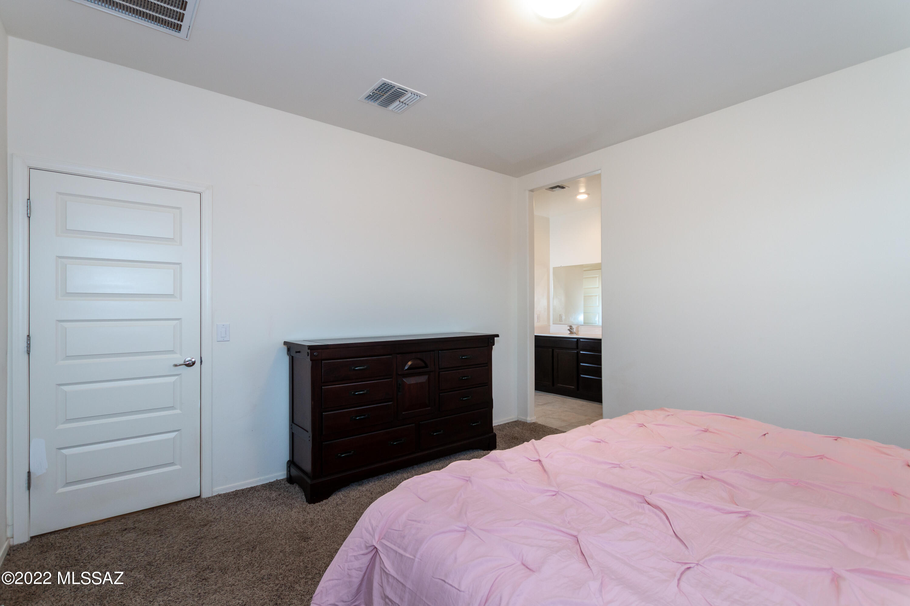 Saguaro Bloom SQ20180540069 - Residential