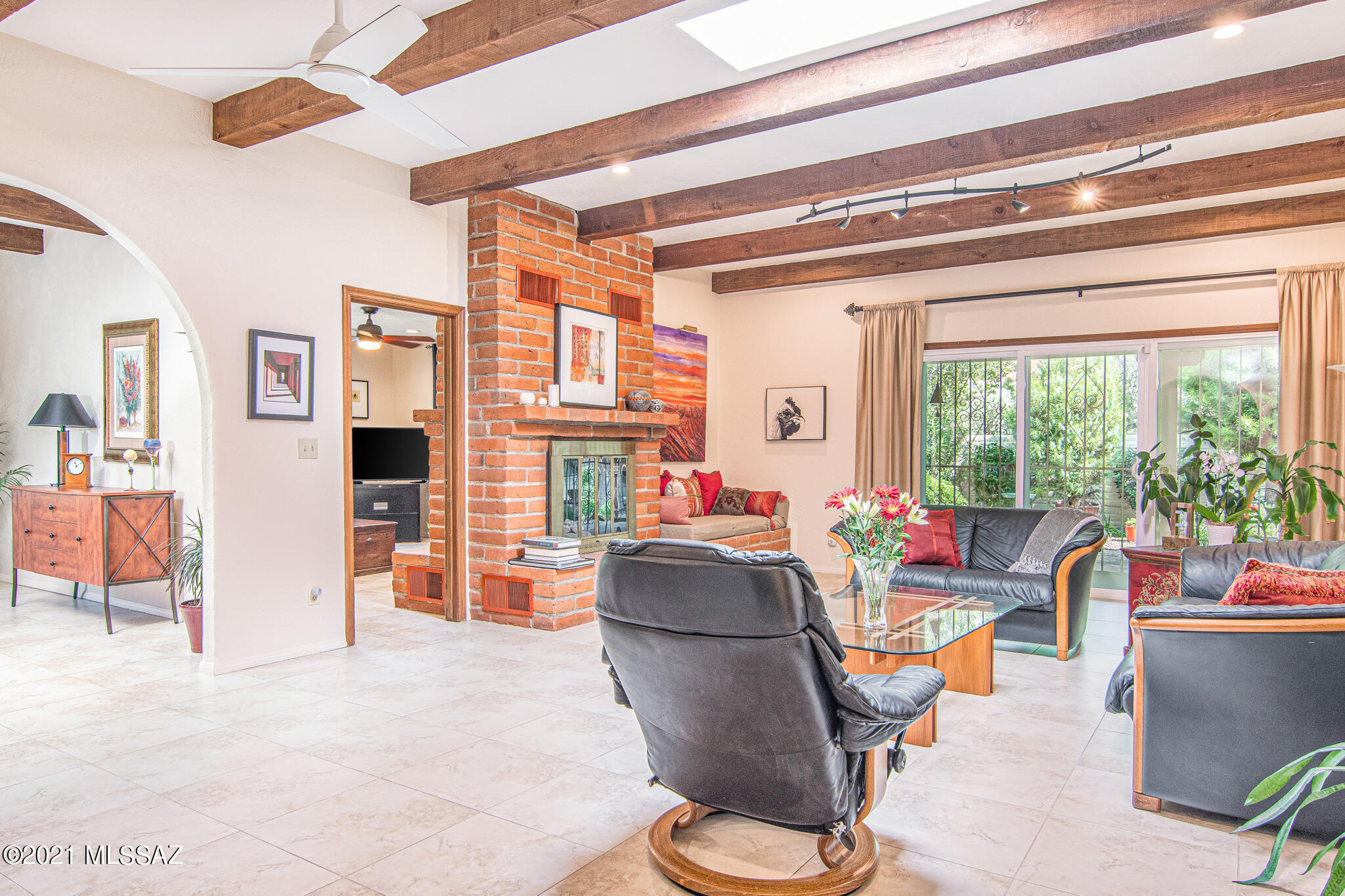 Casas Esplendora (1-24) - Residential